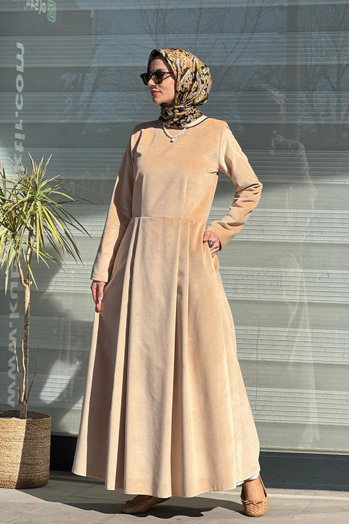 Camel Pileli Kadife Elbise