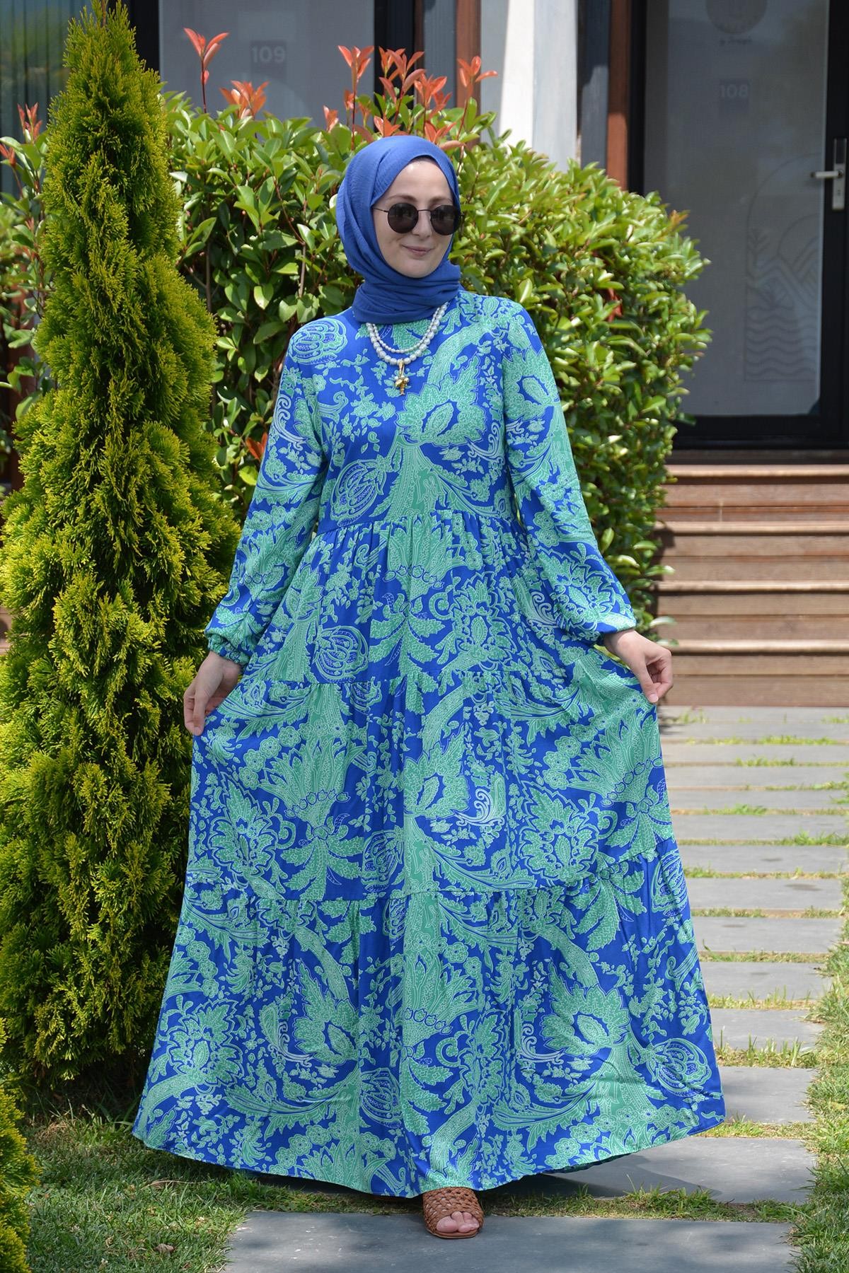 Güneş Mavi Elbise