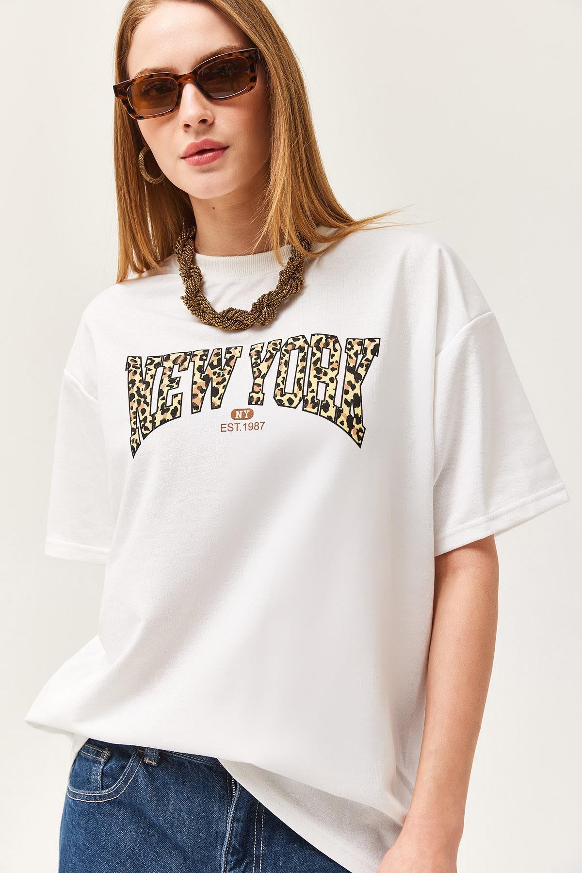 Bisiklet Yaka Oversize Tshirt Beyaz