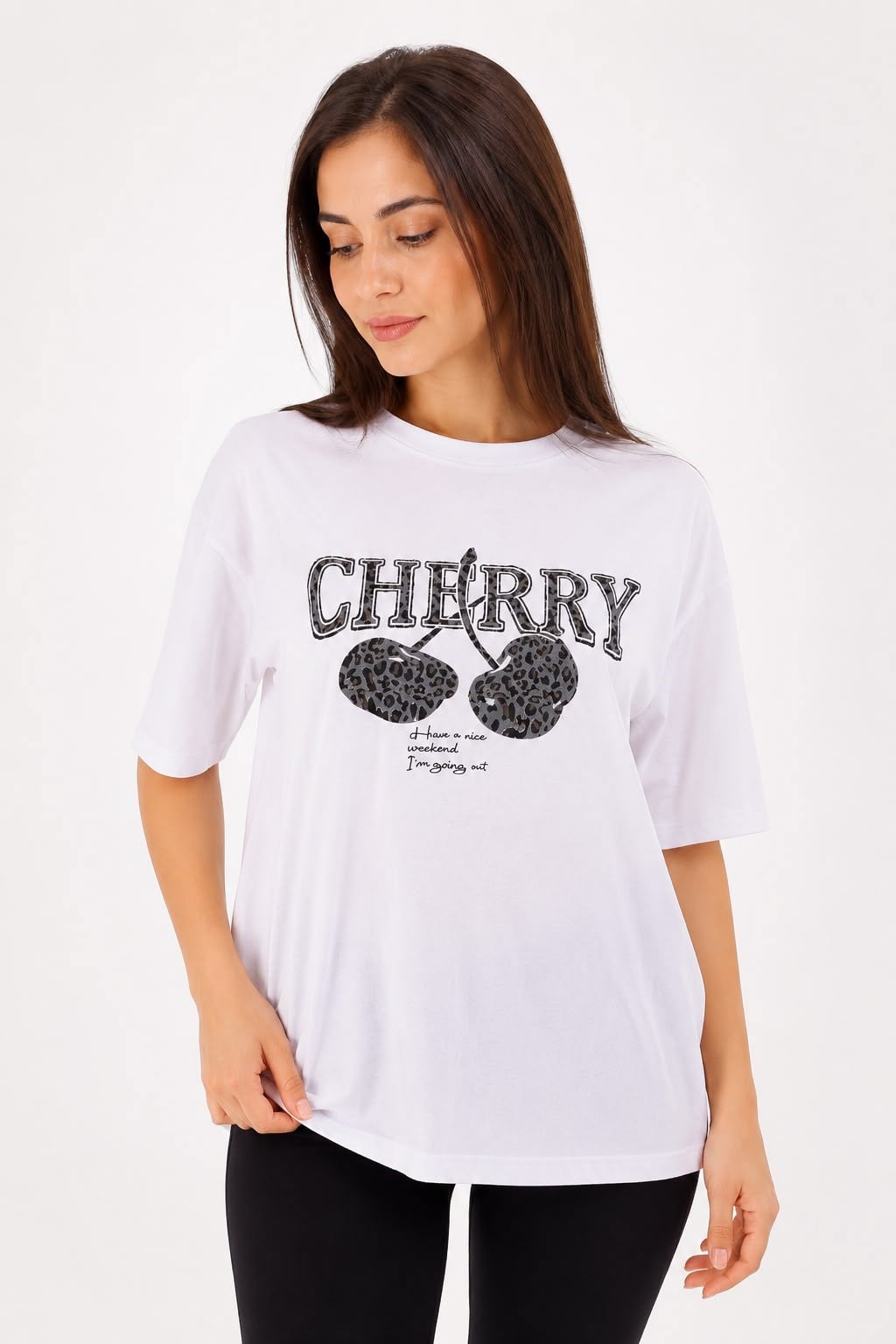 Kadın Leopar Desenli Cherry Baskılı Pamuk Tshirt Beyaz