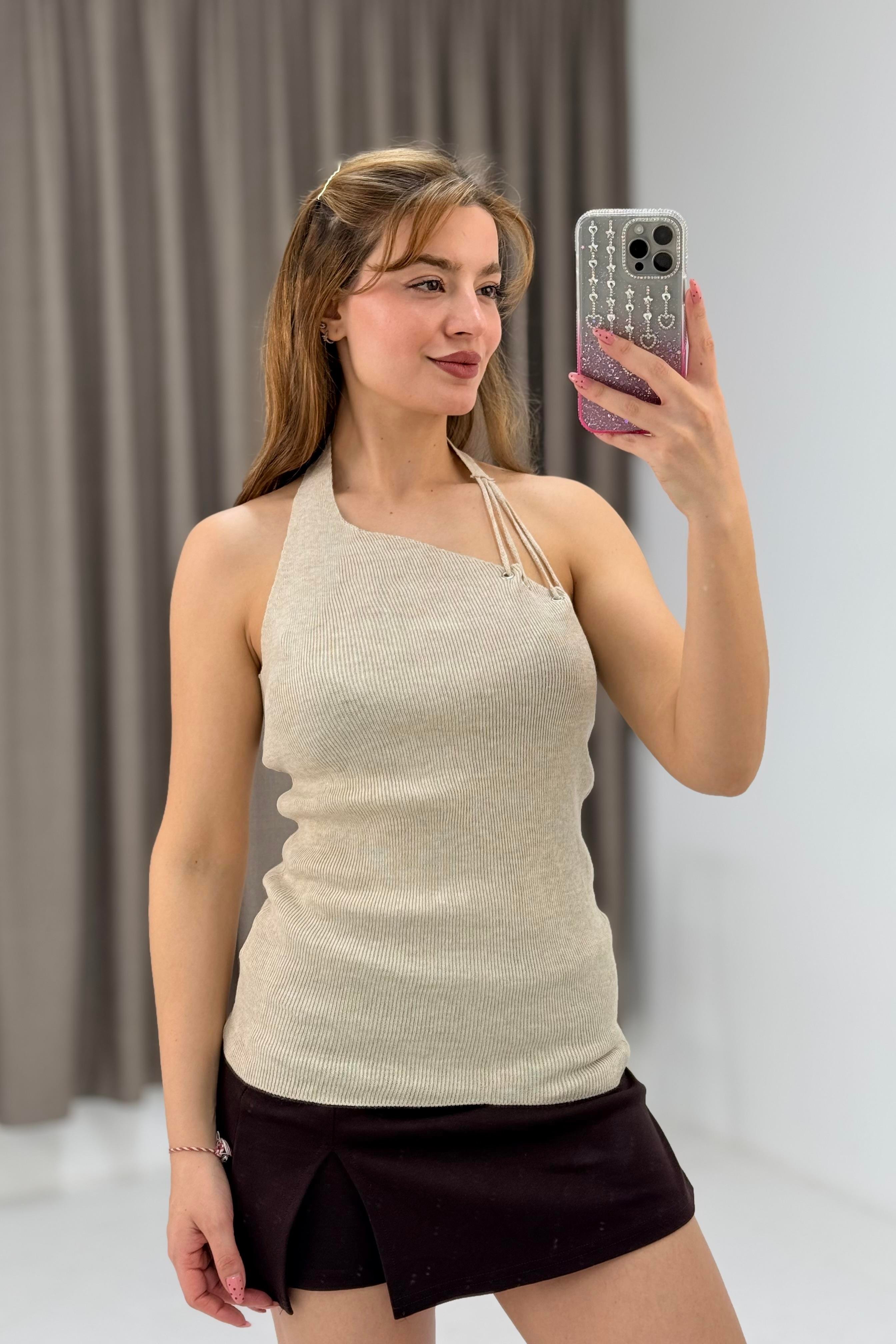 Tek Omuz Boyun Detaylı Triko Bluz Vizon