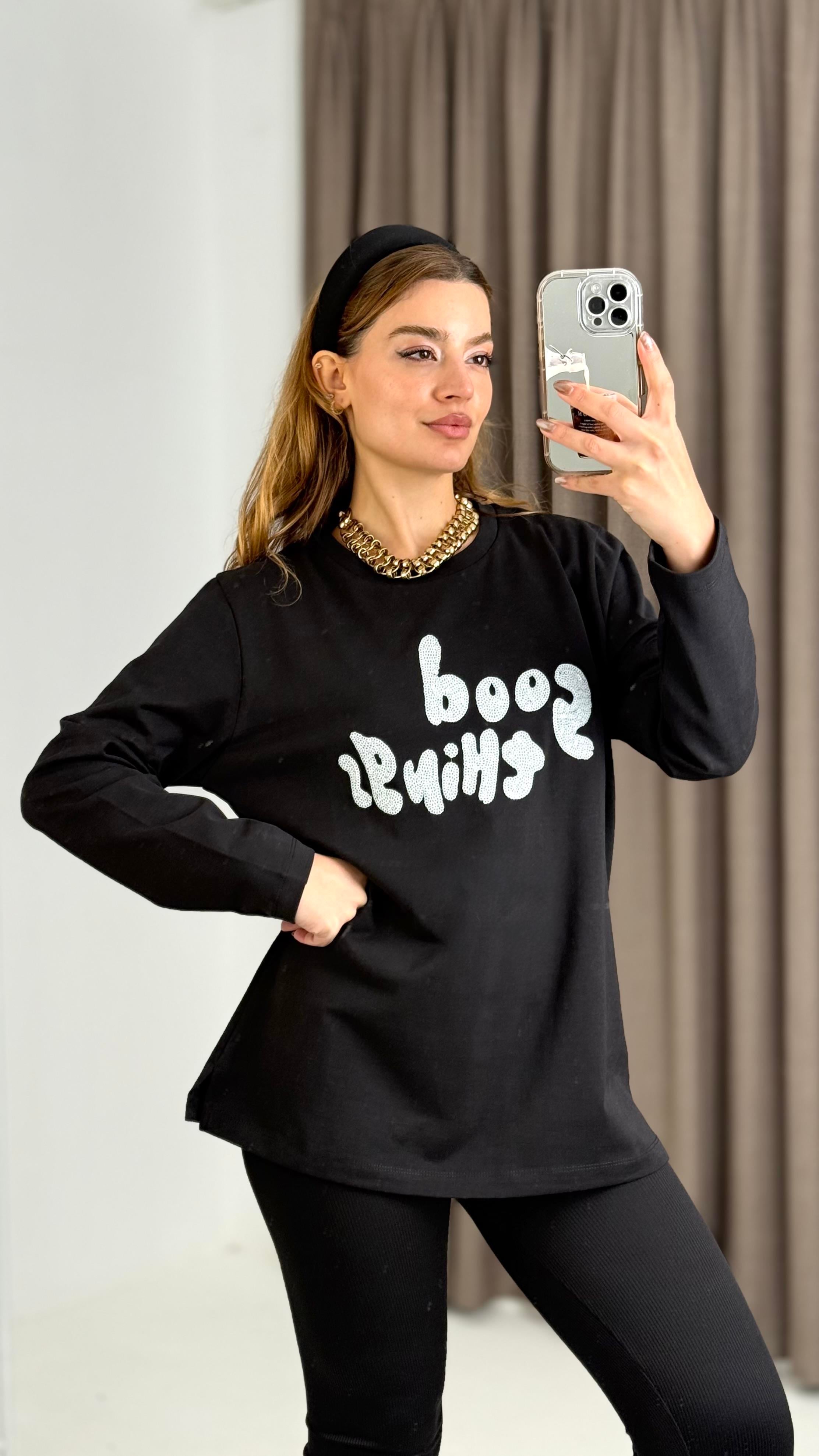 Kadın Siyah Pul İşlemeli Uzun Kollu Tshirt