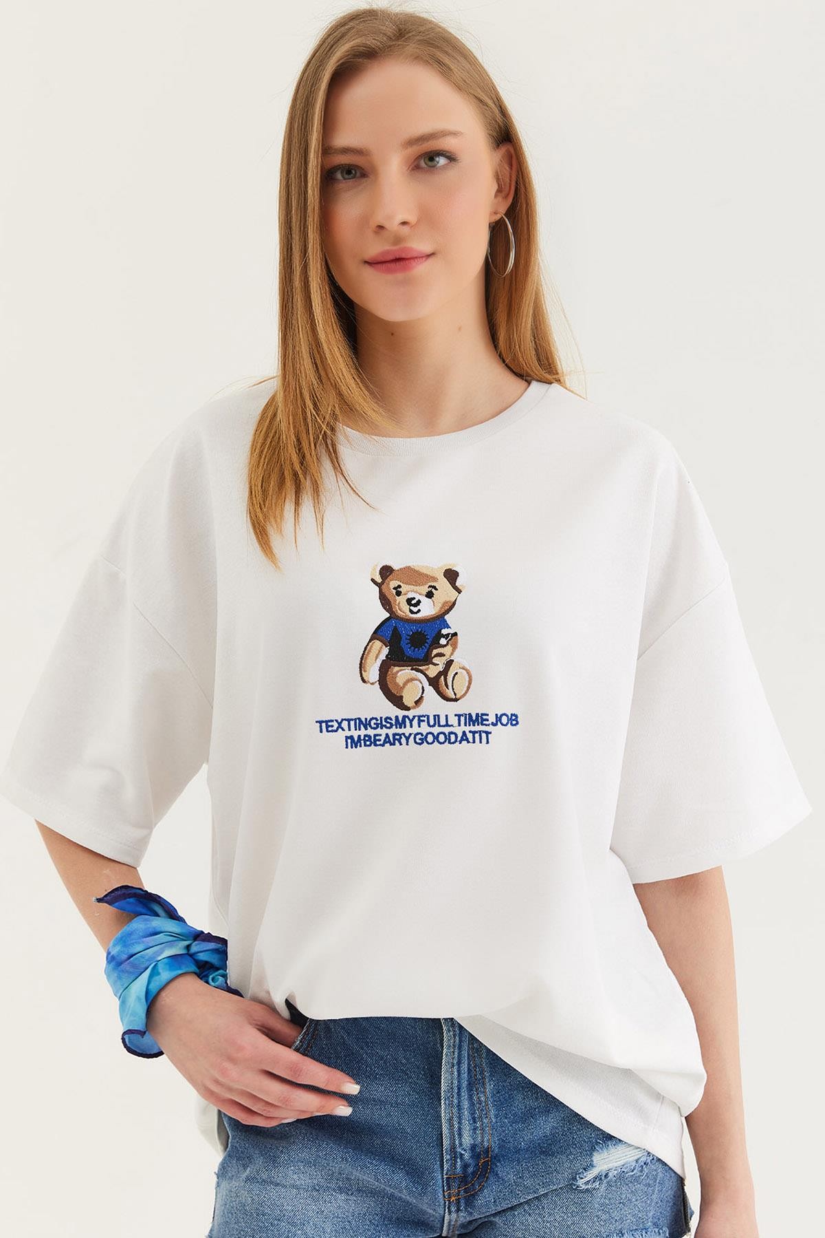 Bisiklet Yaka Oversize T-Shirt Beyaz · 5