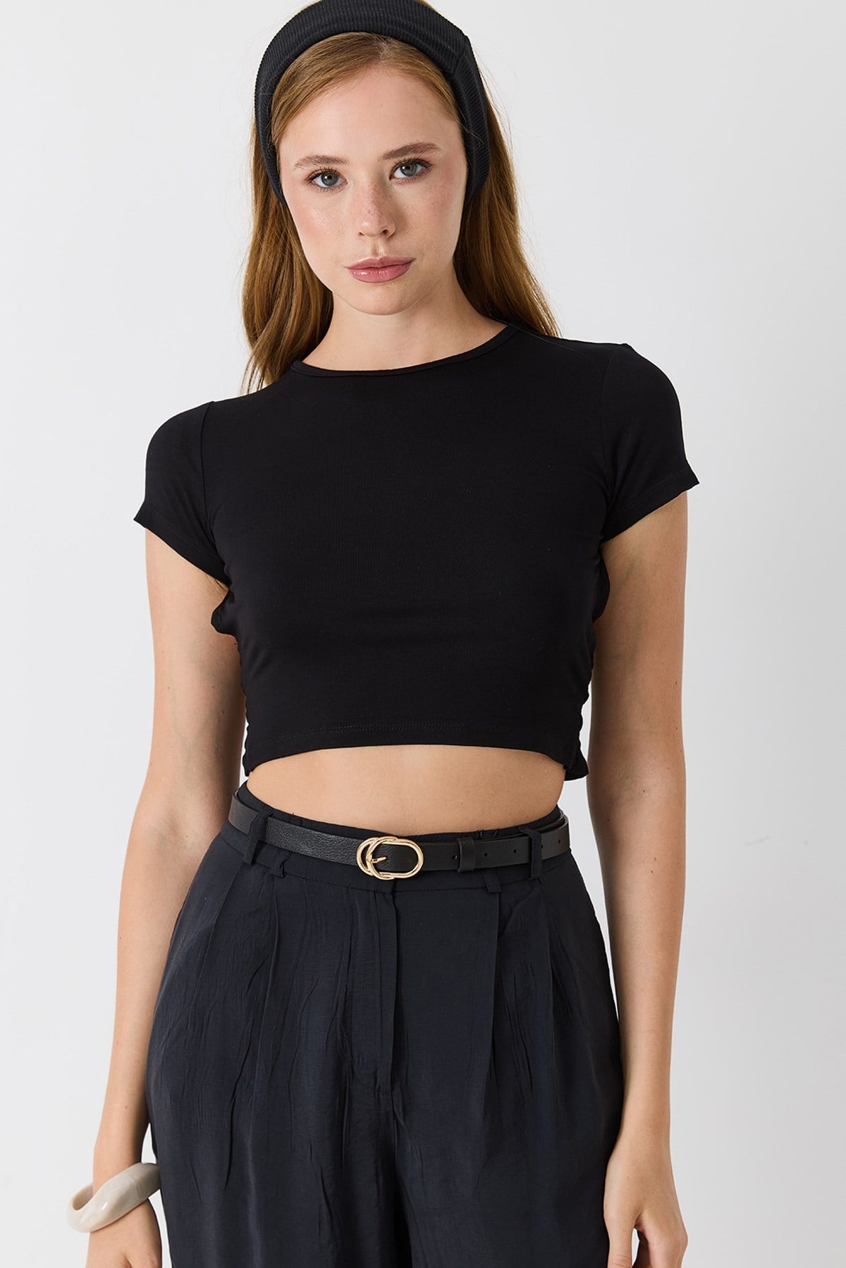 Kadın Bisiklet Yaka Sırt Dekolteli Crop Bluz Siyah