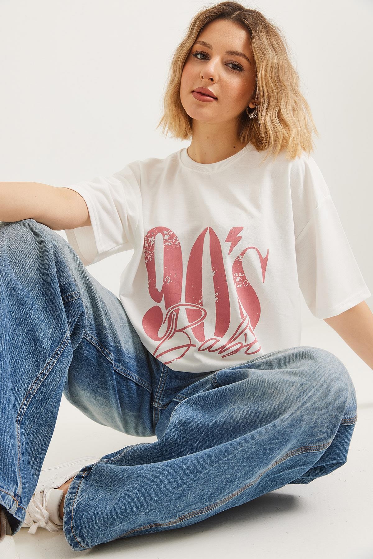 Bisiklet Yaka Kısa Kollu Tshirt Beyaz