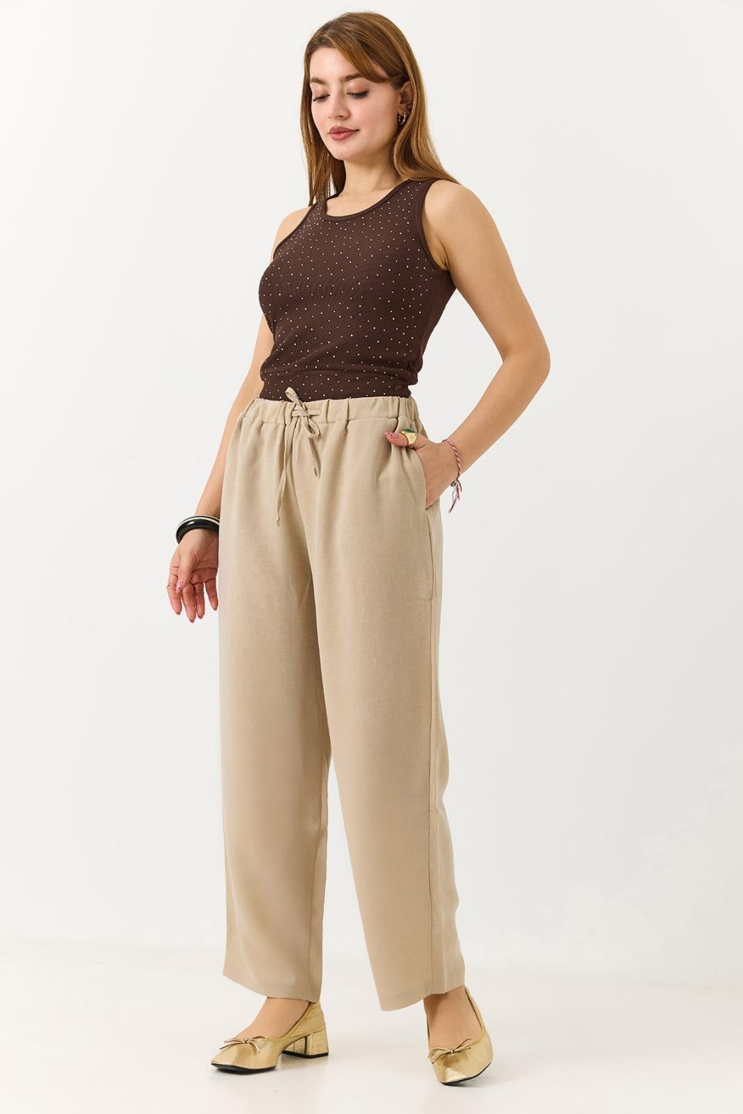 Kadın Beli Lastikli Rahat Kesim Salaş Pantolon Bej