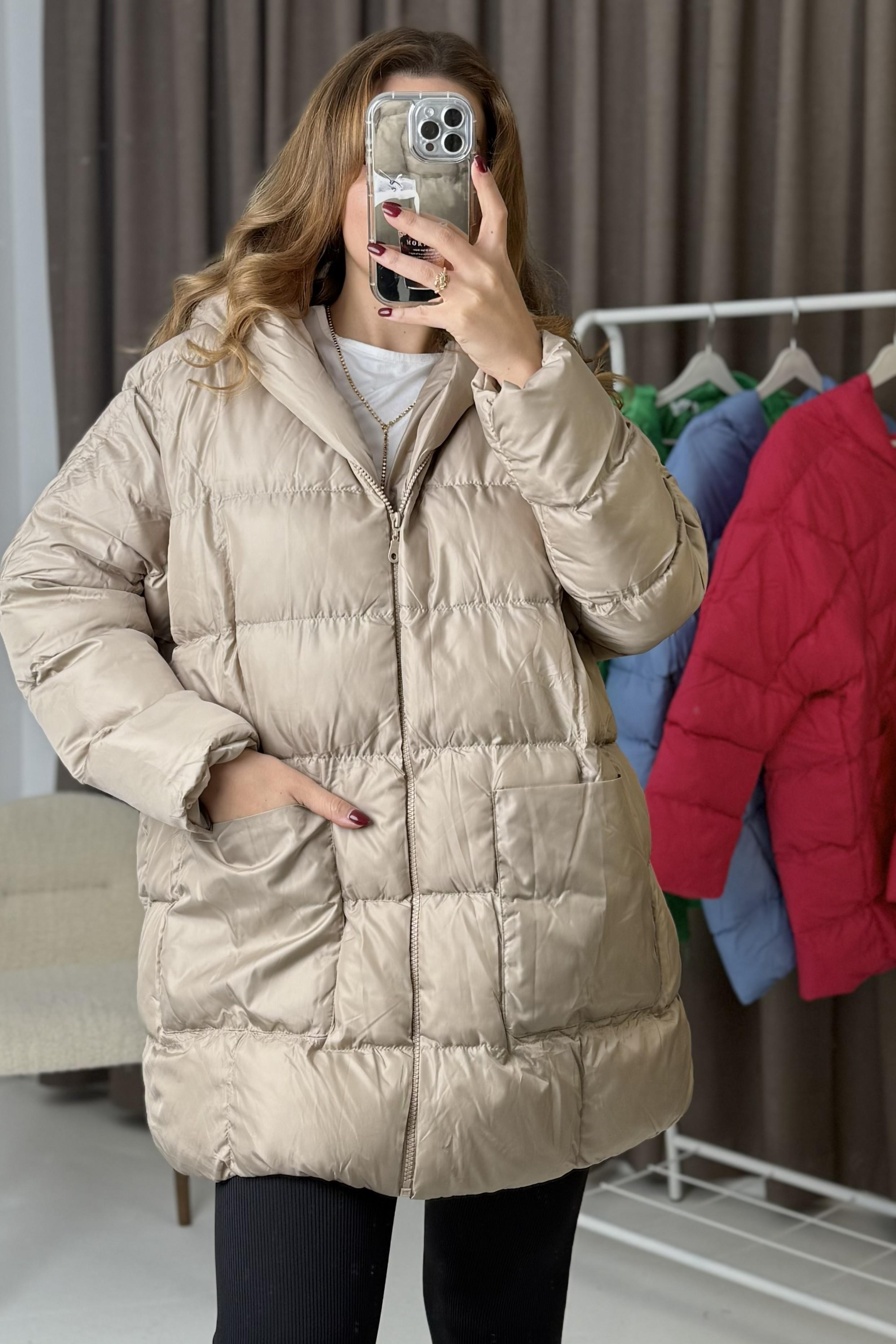 Kapüşonlu Oversize Şişme Mont Bej