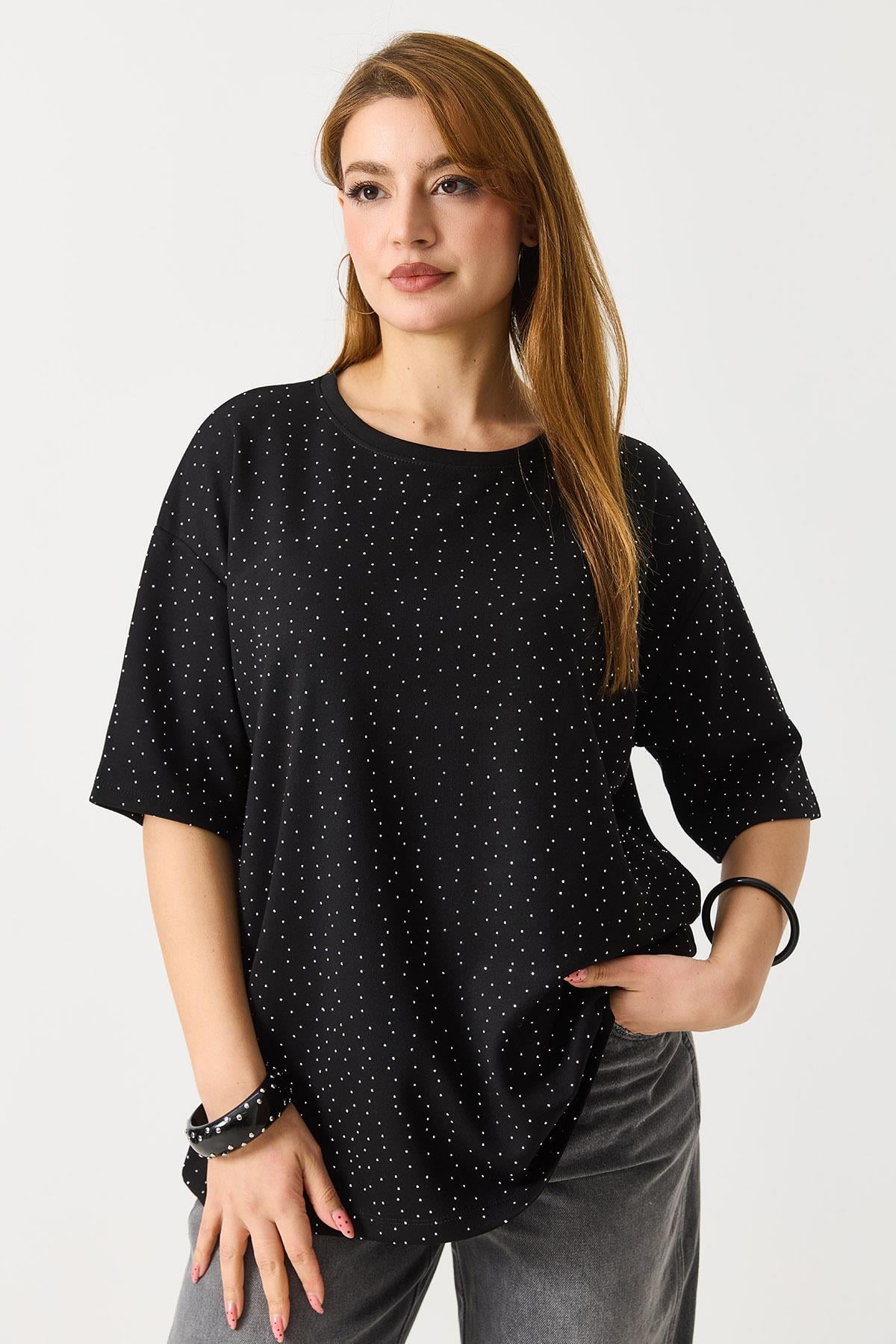 Kadın Taş Detaylı Bsiklet Yaka Oversize Tshirt Siyah
