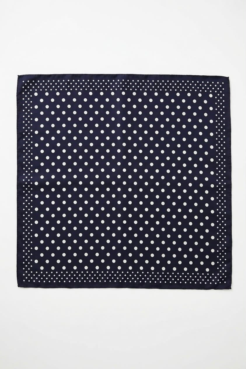Puantiye Desenli 45X45 Ölçülü Fular Lacivert