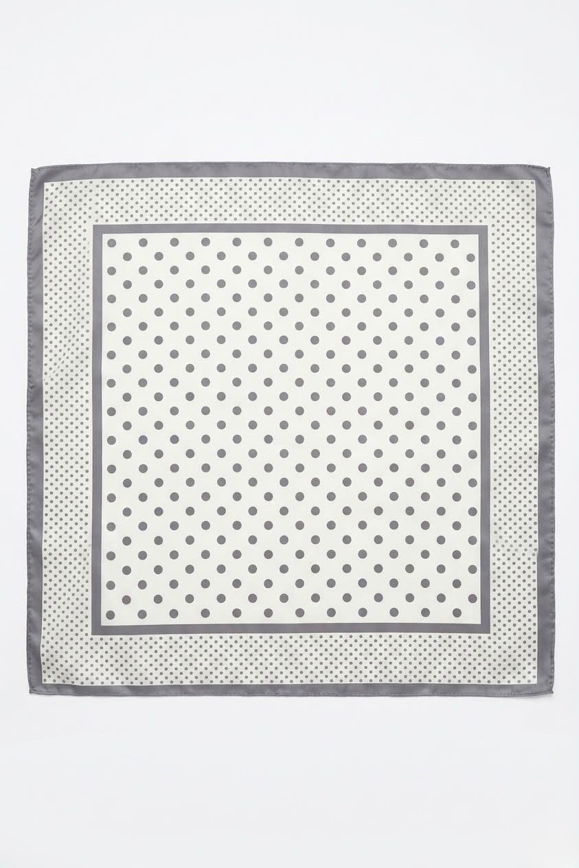 Puantiyee Desenli 45X45 Ölçülü Fular Gri