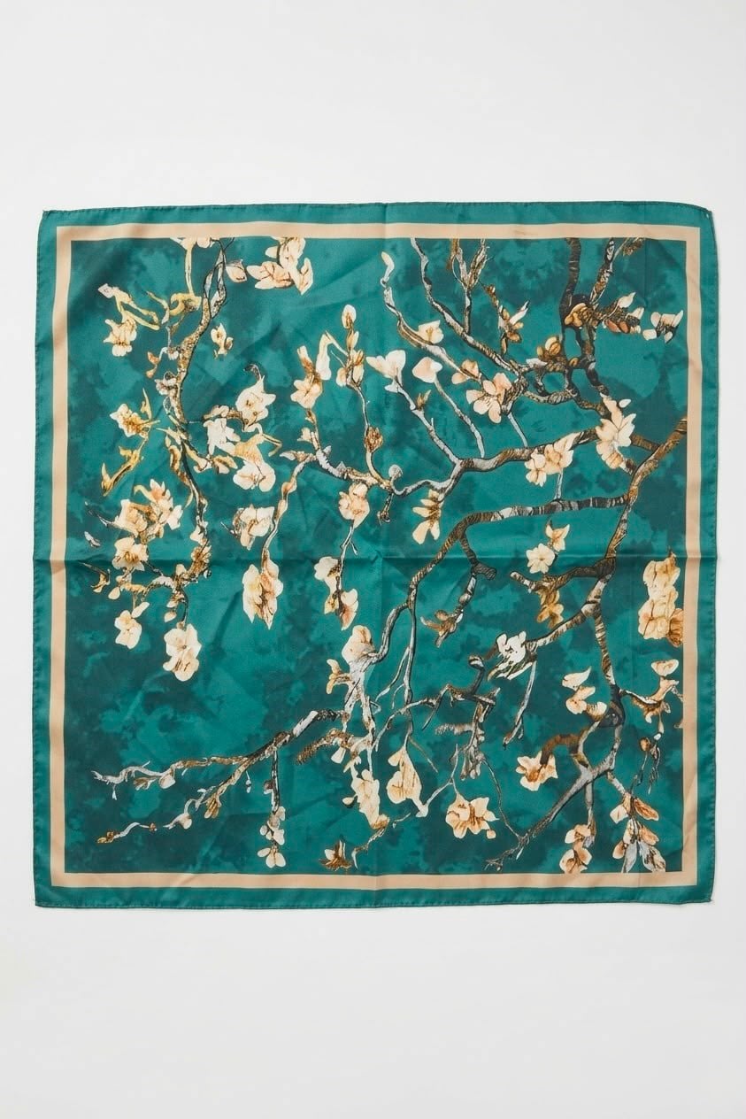  Çiçek Detaylı 45X45 Ölçülü Fular Yeşil