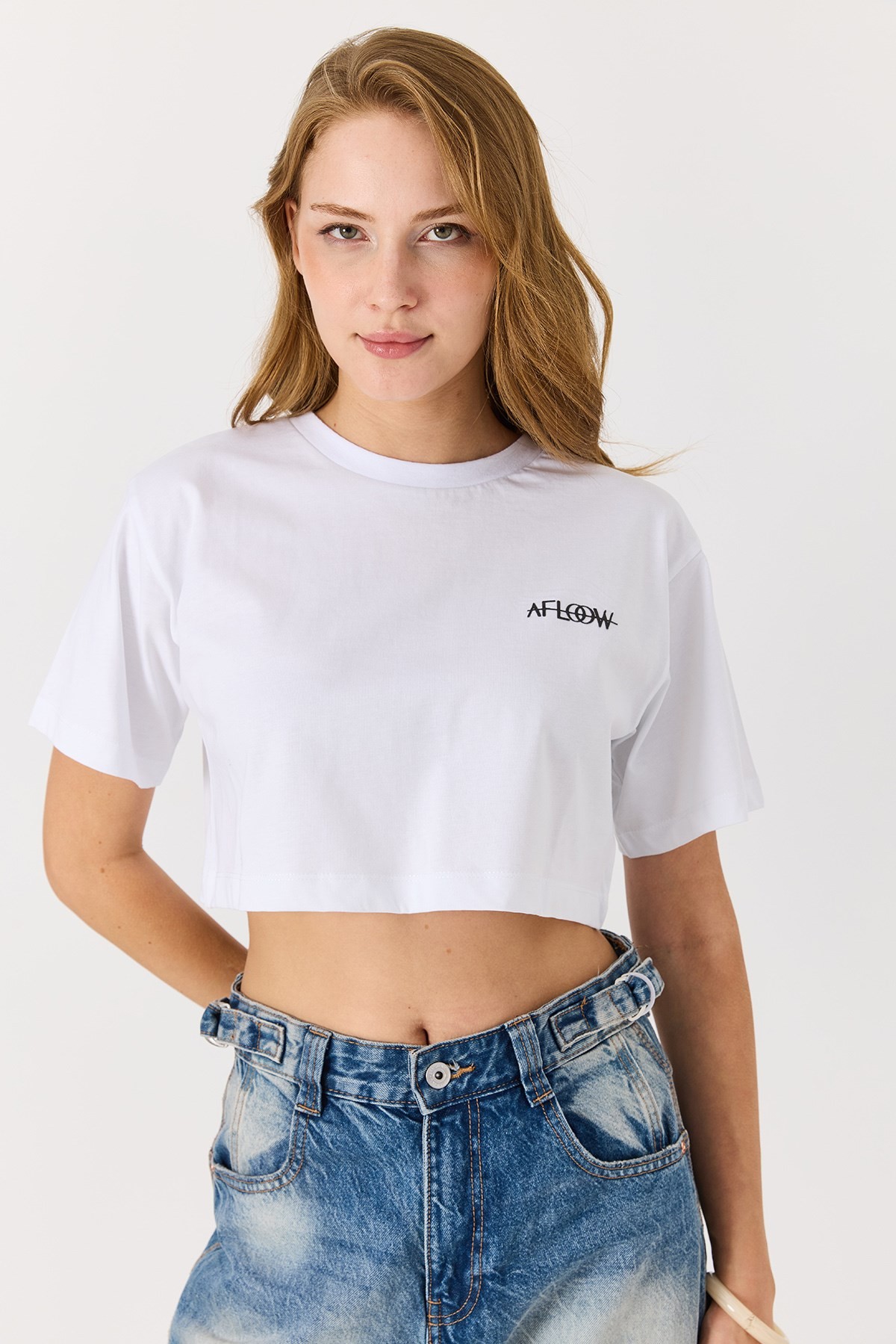 Kadın Bisiklet Yaka Crop Bluz Beyaz