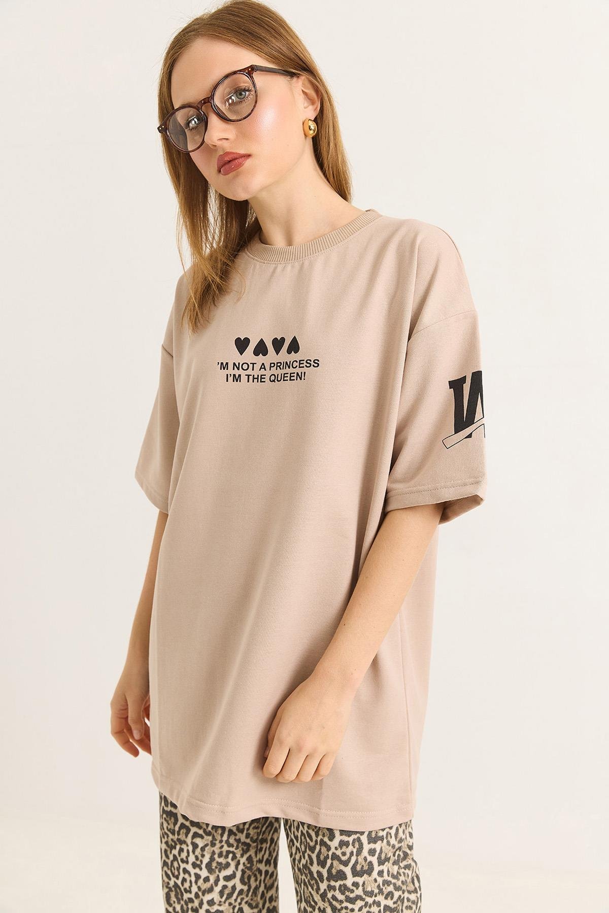 Bisiklet Yaka Baskılı Oversize Tshirt  Bej