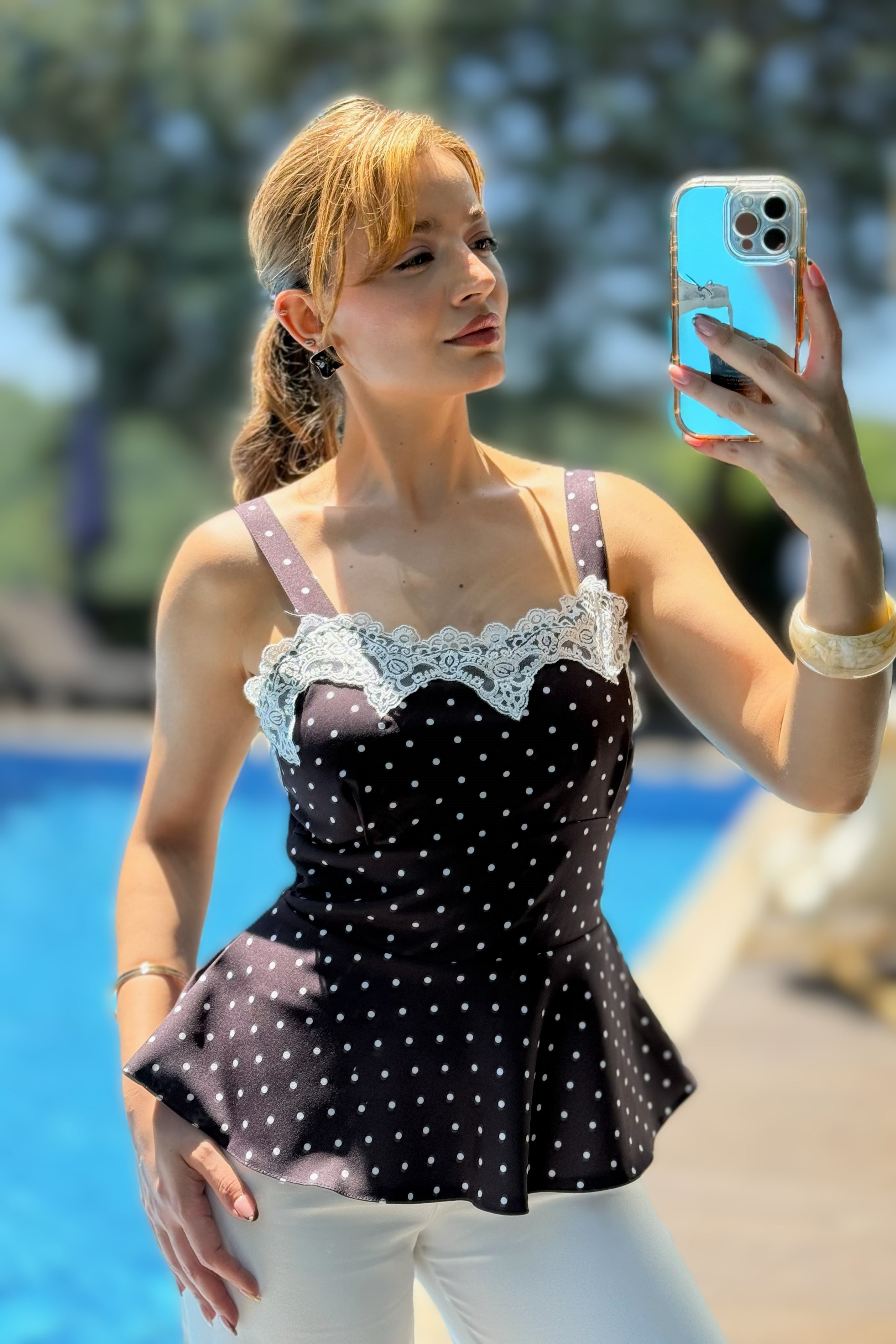 Kadın Çan Model Askılı Crop Bluz Siyah
