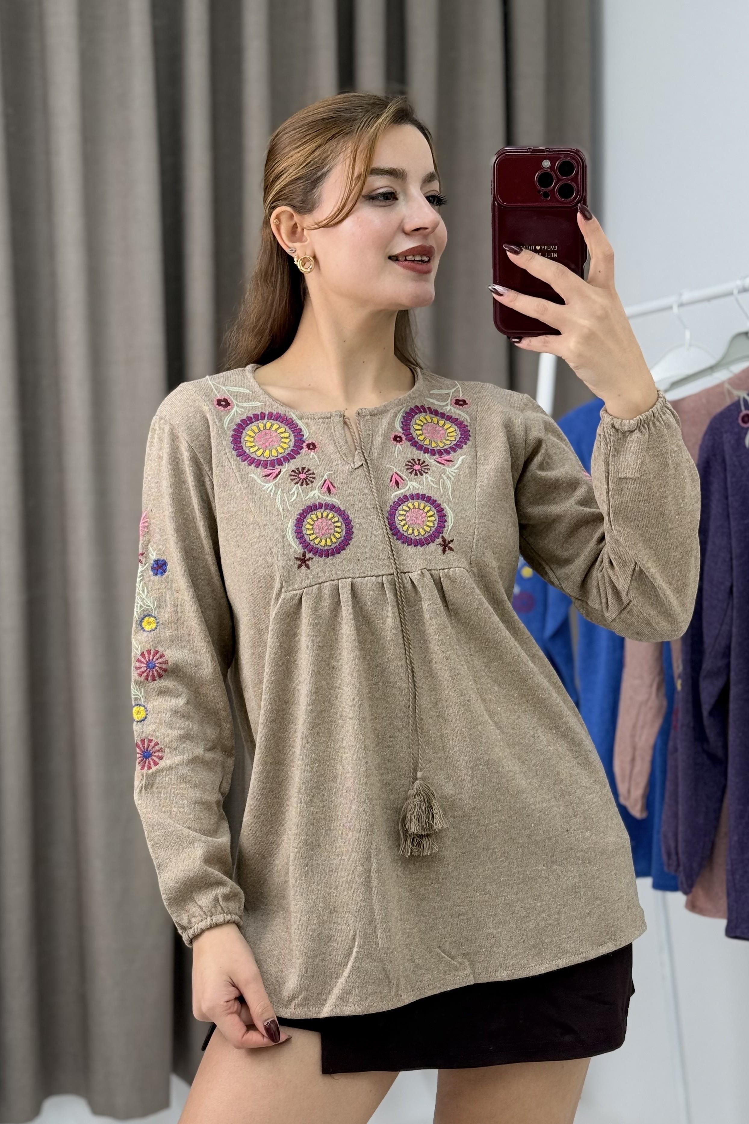 Kadın Vizon Triko Etnik Mor Çiçek Nakışlı Kazak