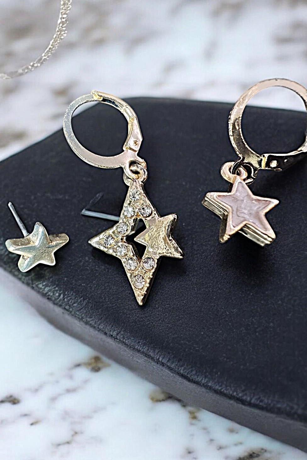 3'Lü Yıldızlı Sarkıt Küpe Gold