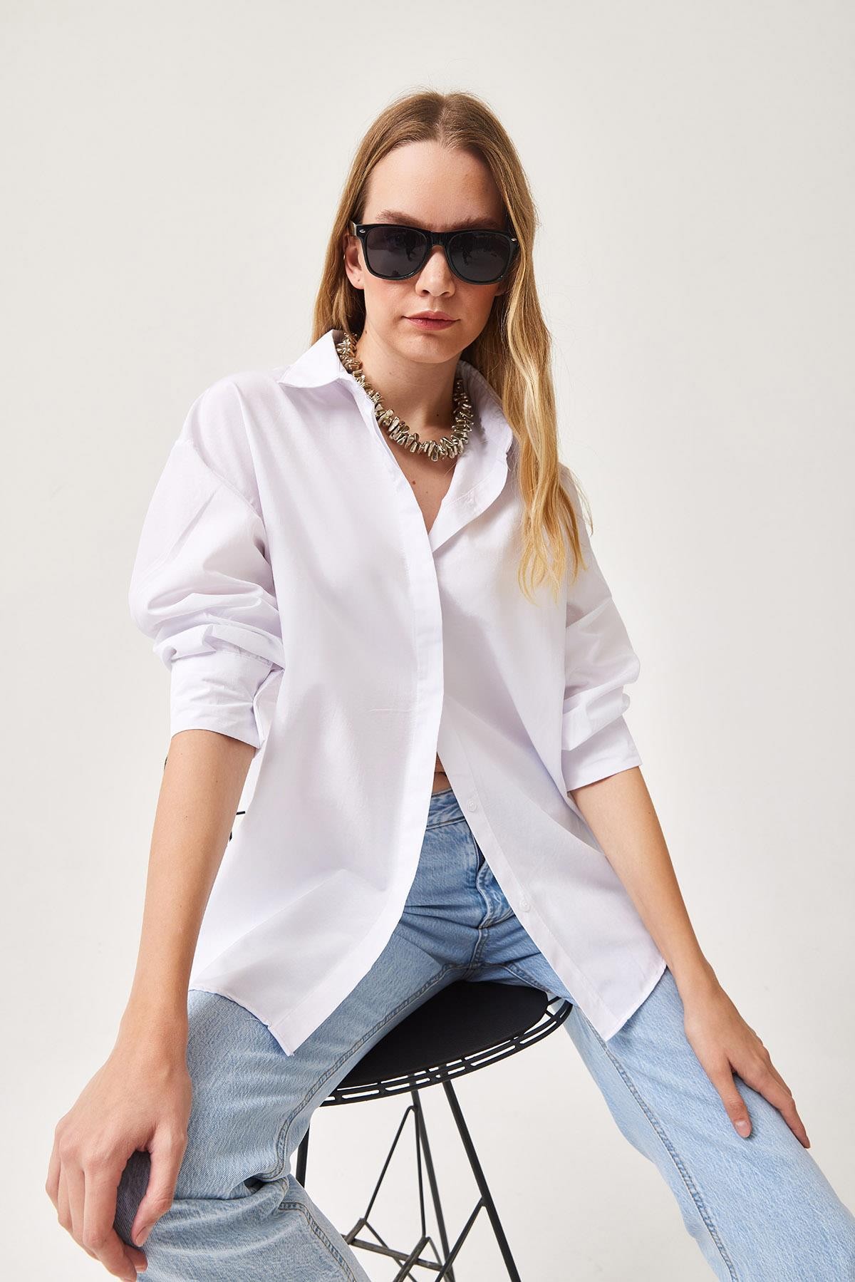 Oversize Basic Gömlek Beyaz · 4