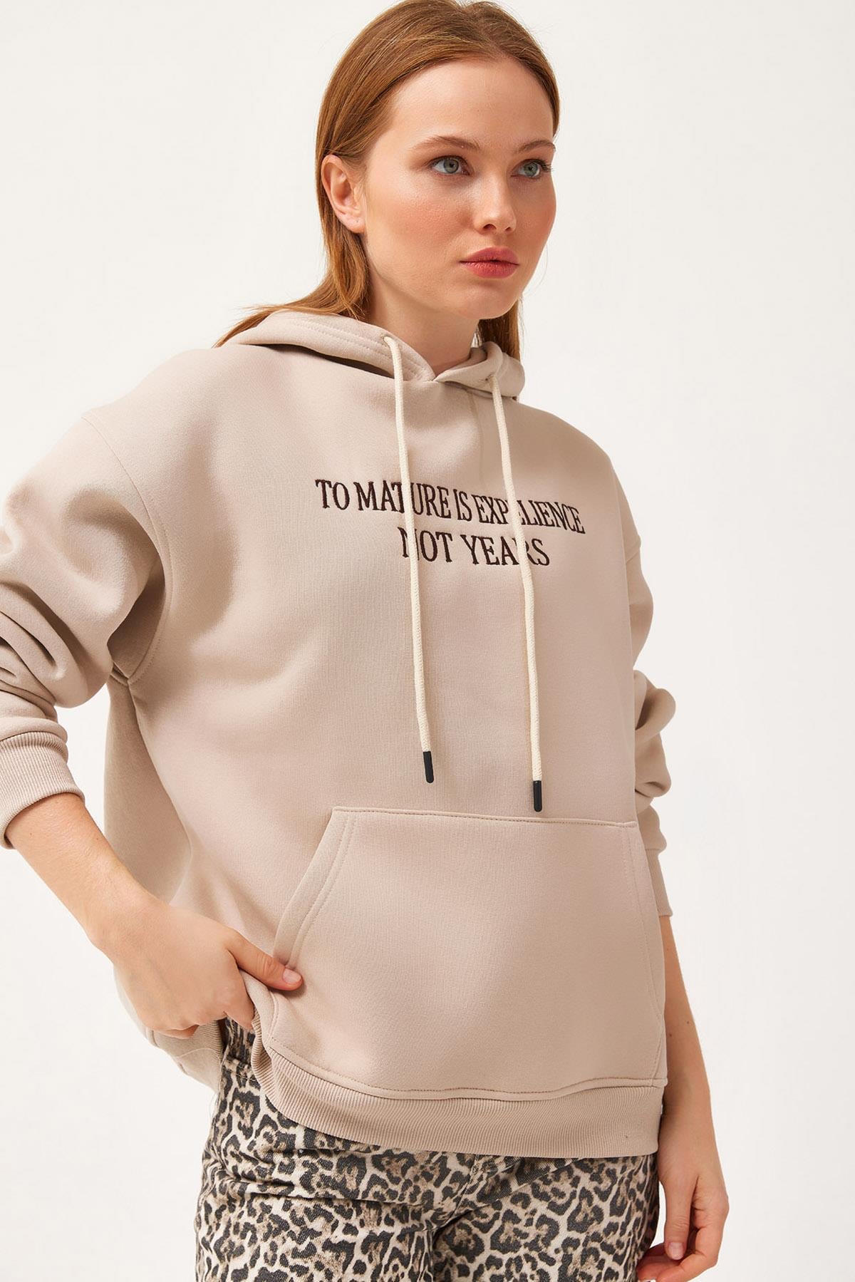 Oversize Kapüşonlu Kanguru Cepli Sweatshirt Bej