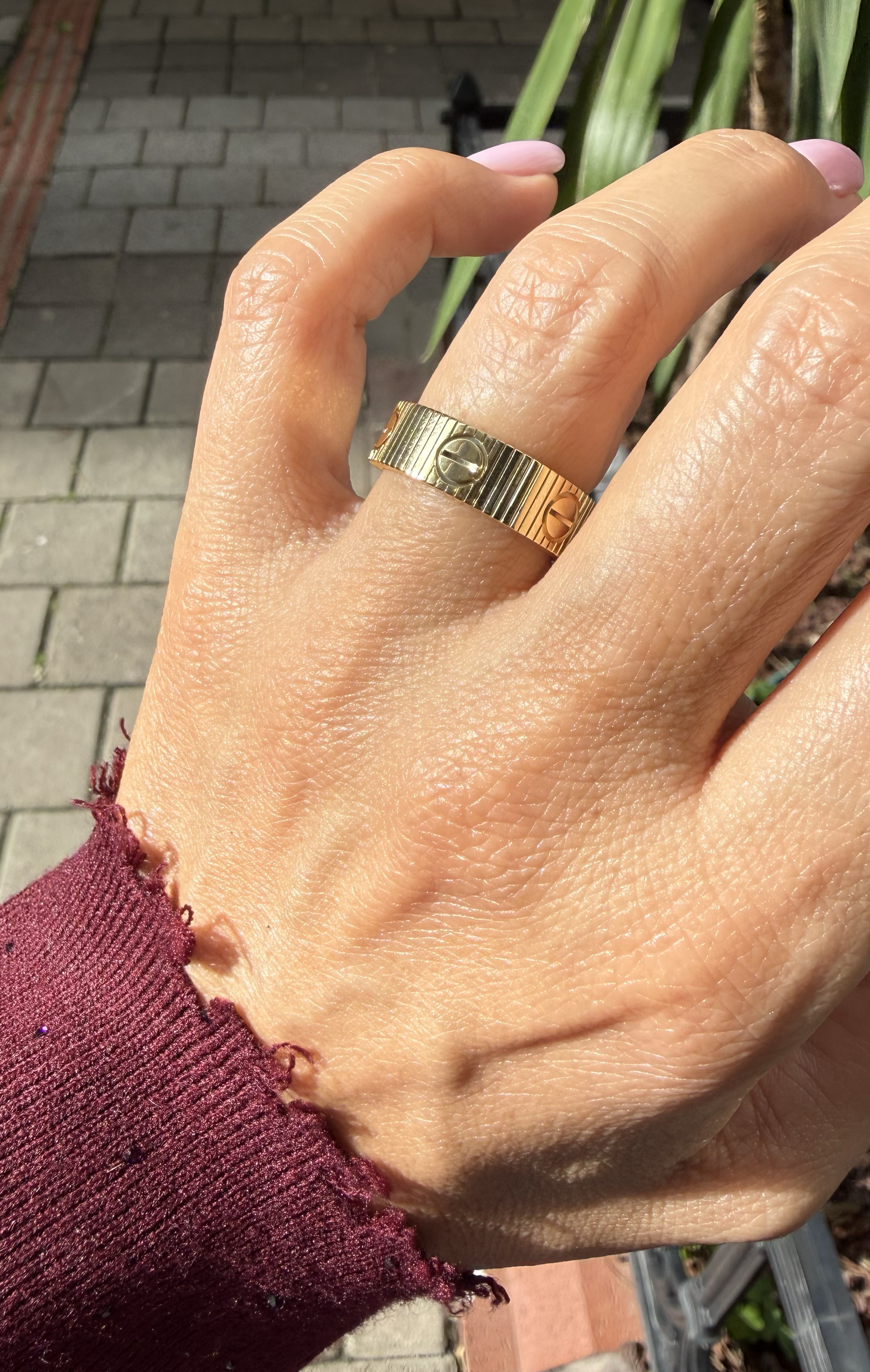 LOVE RING