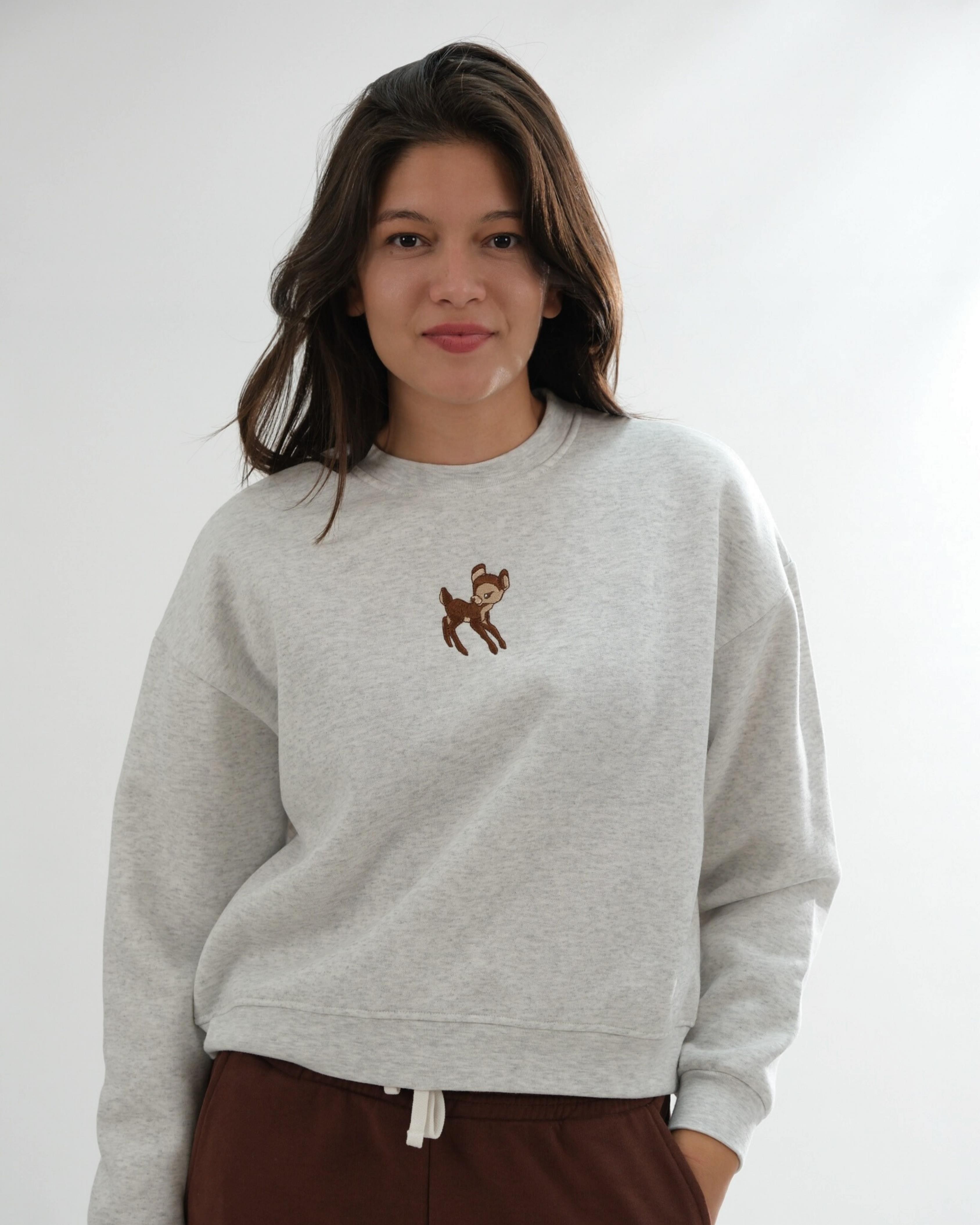  Kadın Nakış Detaylı Üç İplik Şardonlu Sweatshirt
