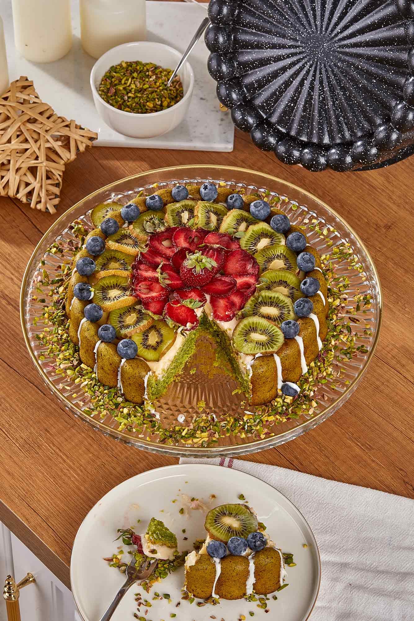 Taç Granit Döküm Tart Kek Kalıbı Siyah 26 cm