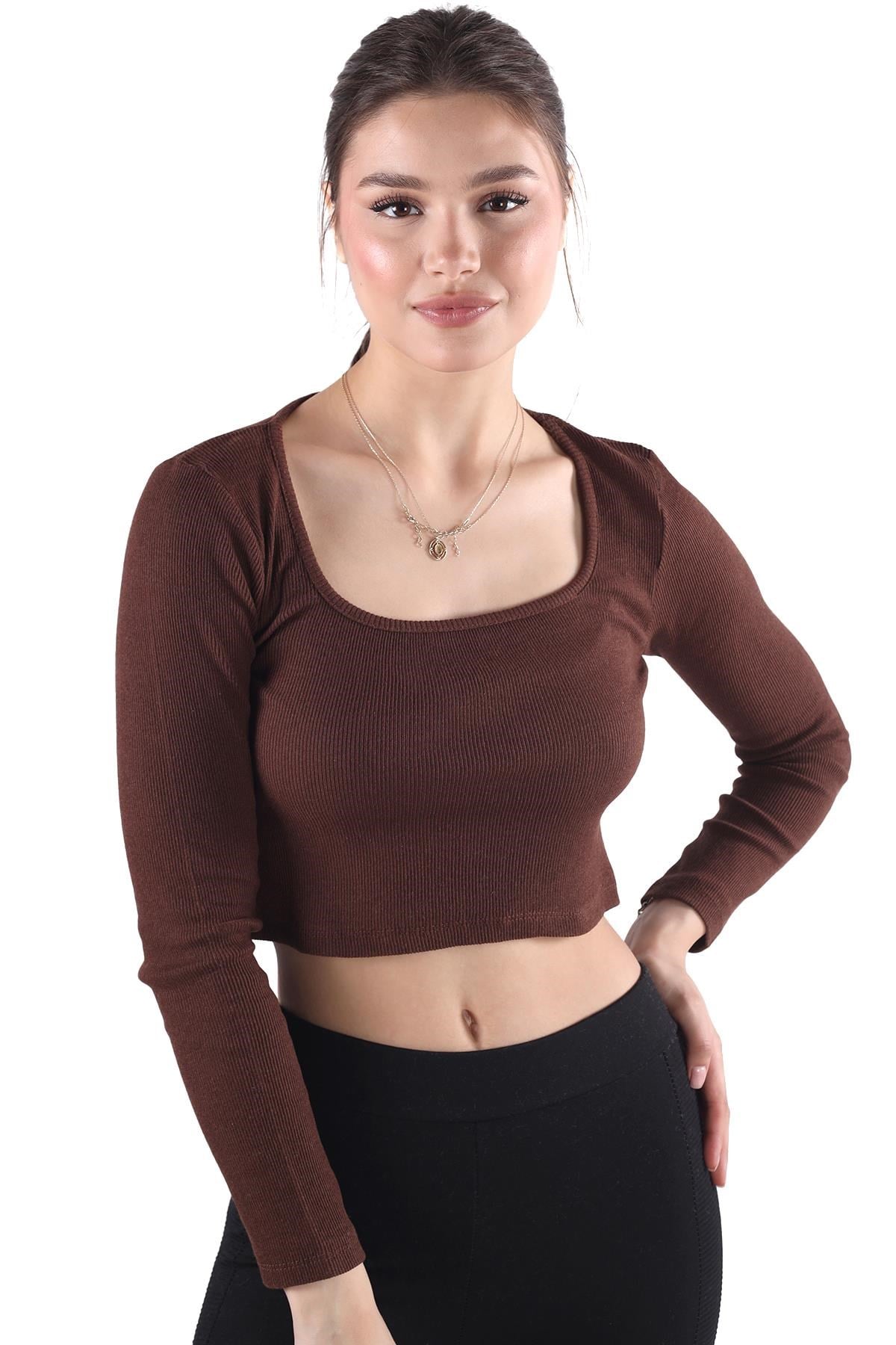 Acı Kahve Kare Yaka Crop Bluz 736
