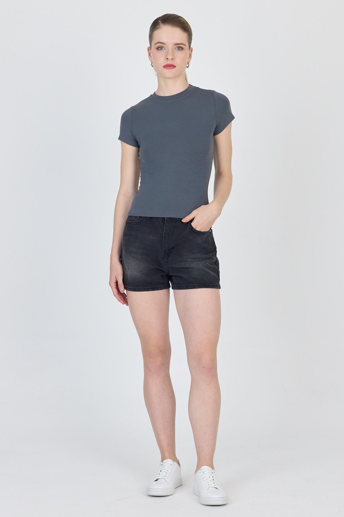 Antrasit Bisiklet Yaka Viskoz/Yumuşak Kumaş Slim Fit Tişört 1468