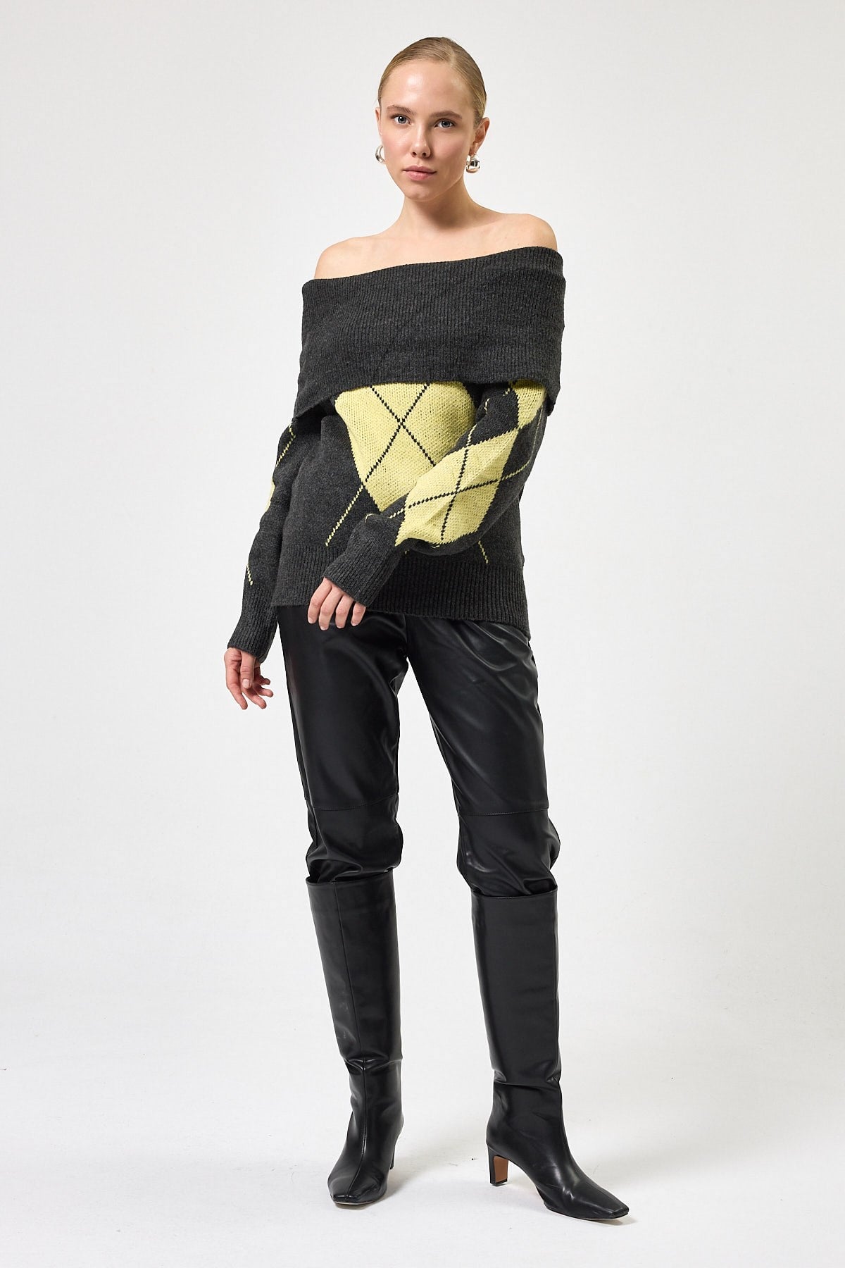 Antrasit - Sarı Düşük Omuz Desenli Kadın Triko Kazak 2123