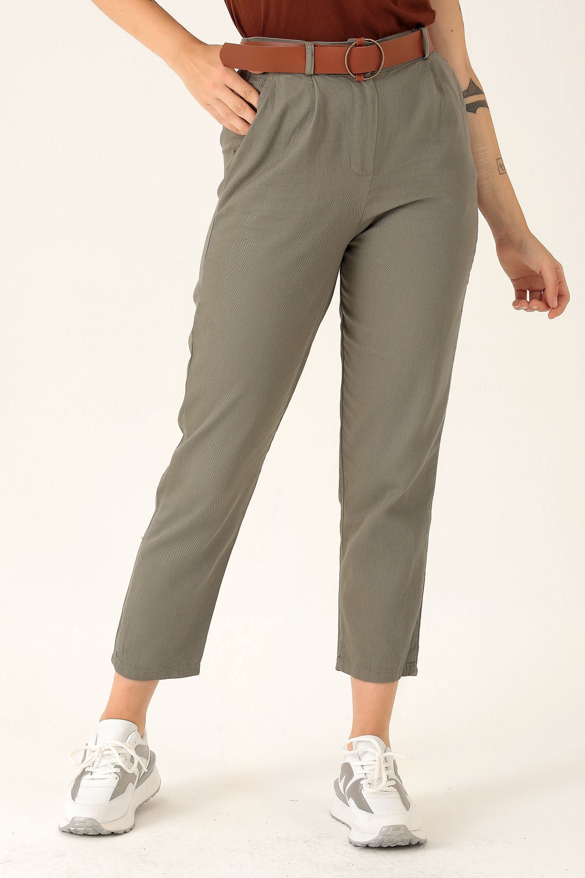 Bayan Kemer Detay Gabardin Bayan Pantolon - 5925 Olive Yeşili