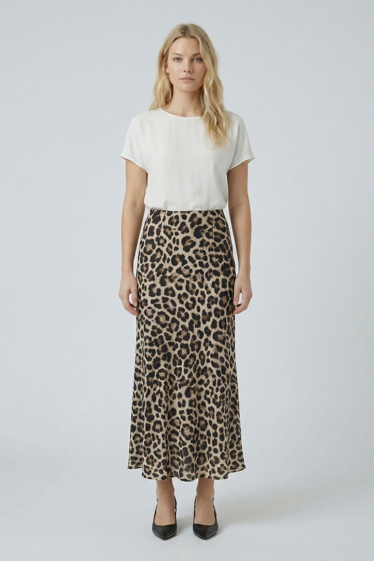 Bej Leopar Desen Saten Etek 9416