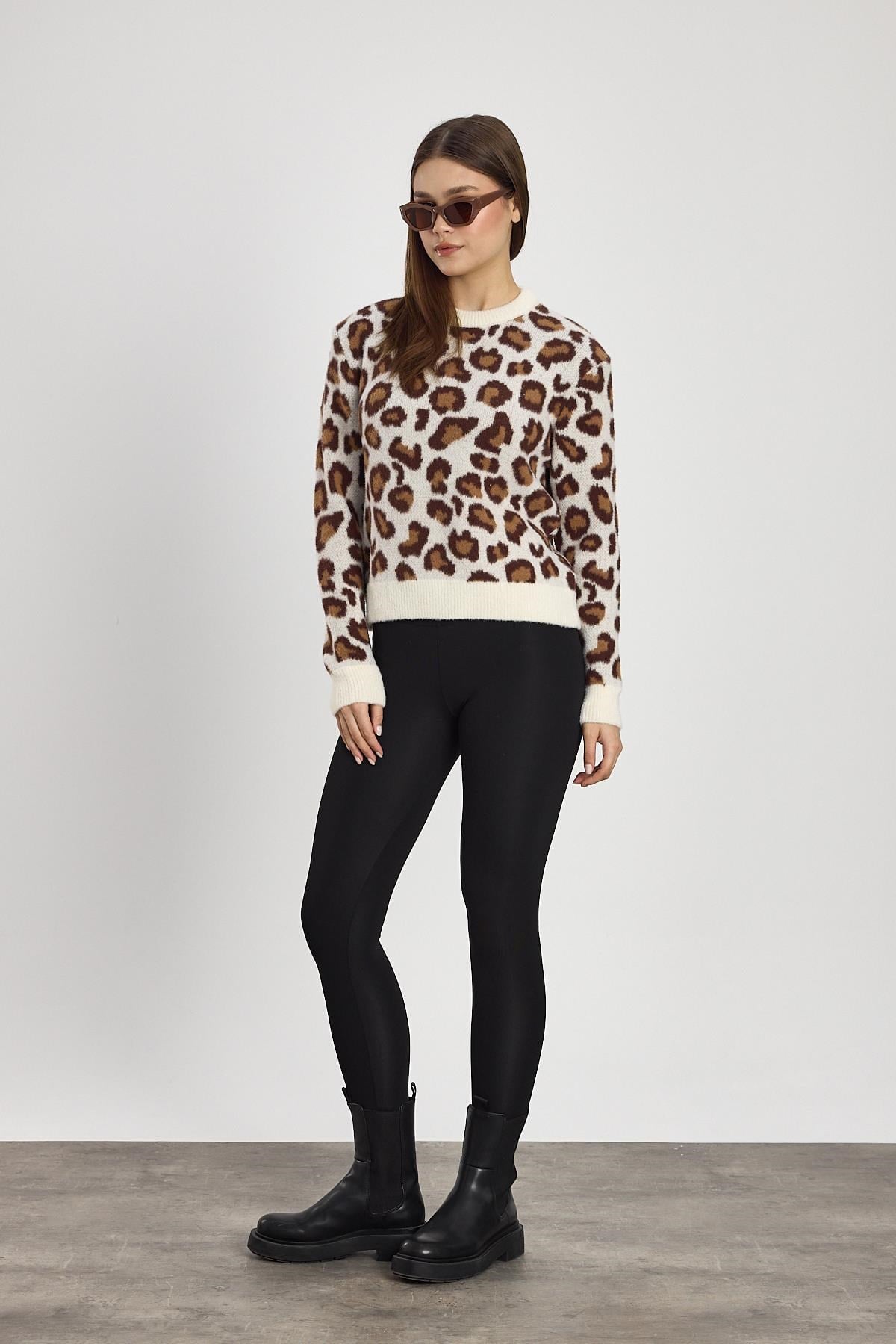 Bej Leopar Detay Triko Kazak 24342
