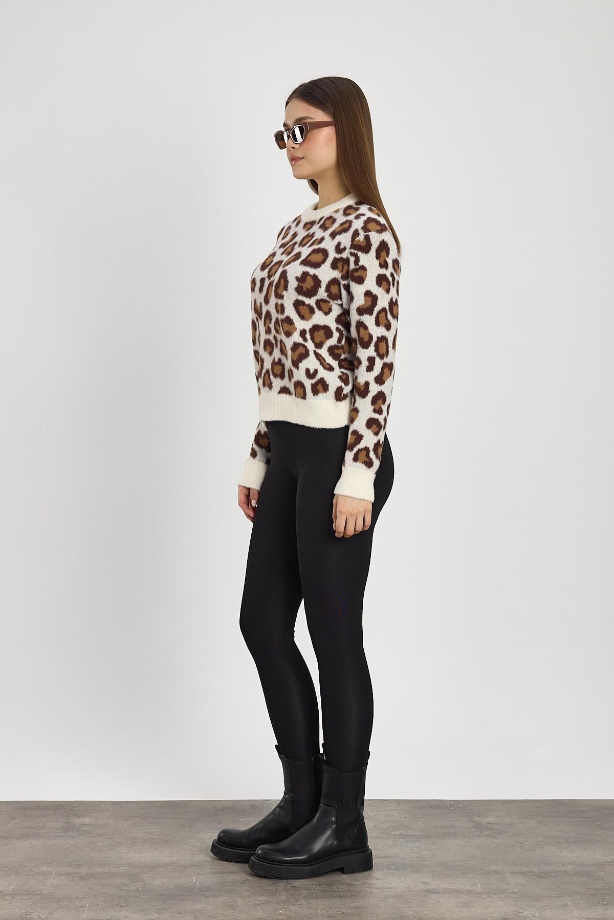 Bej Leopar Detay Triko Kazak 24342