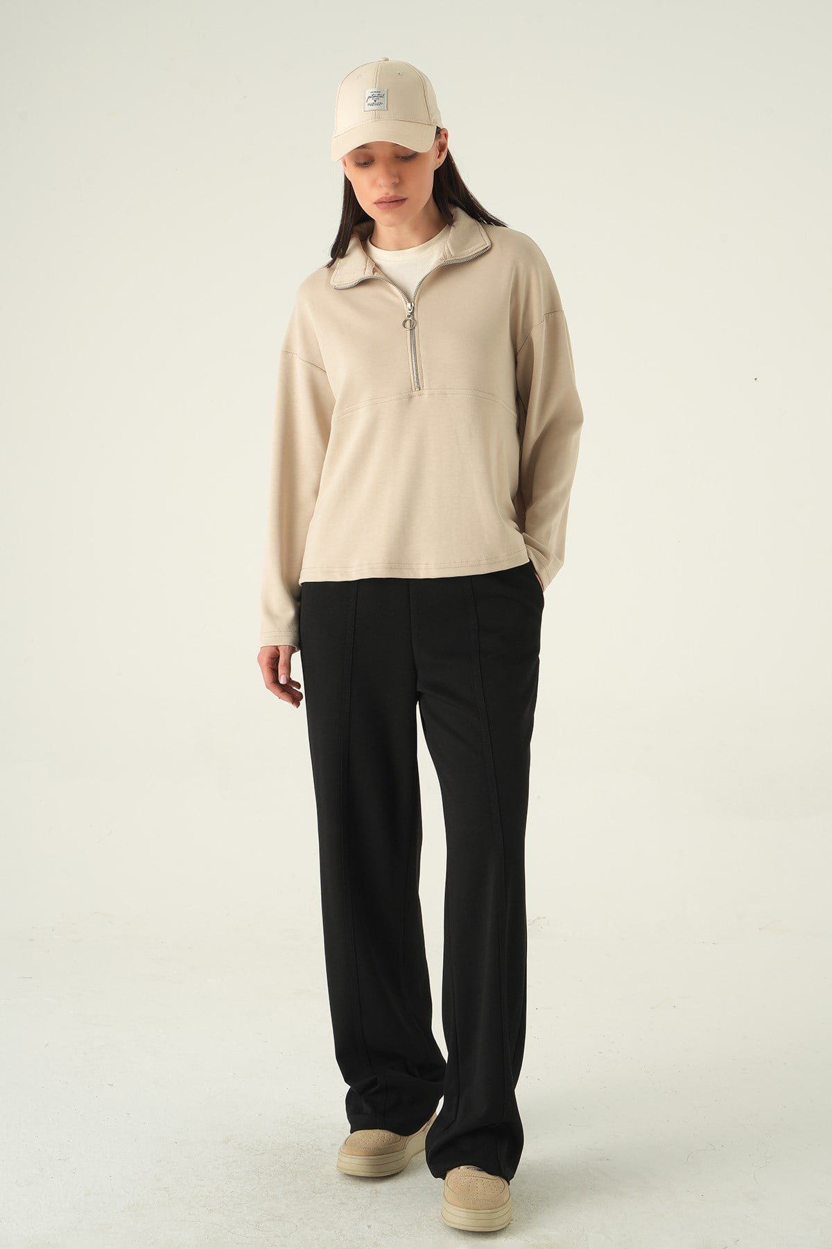 Bej Yarım Fermuarlı Sweat 8249A