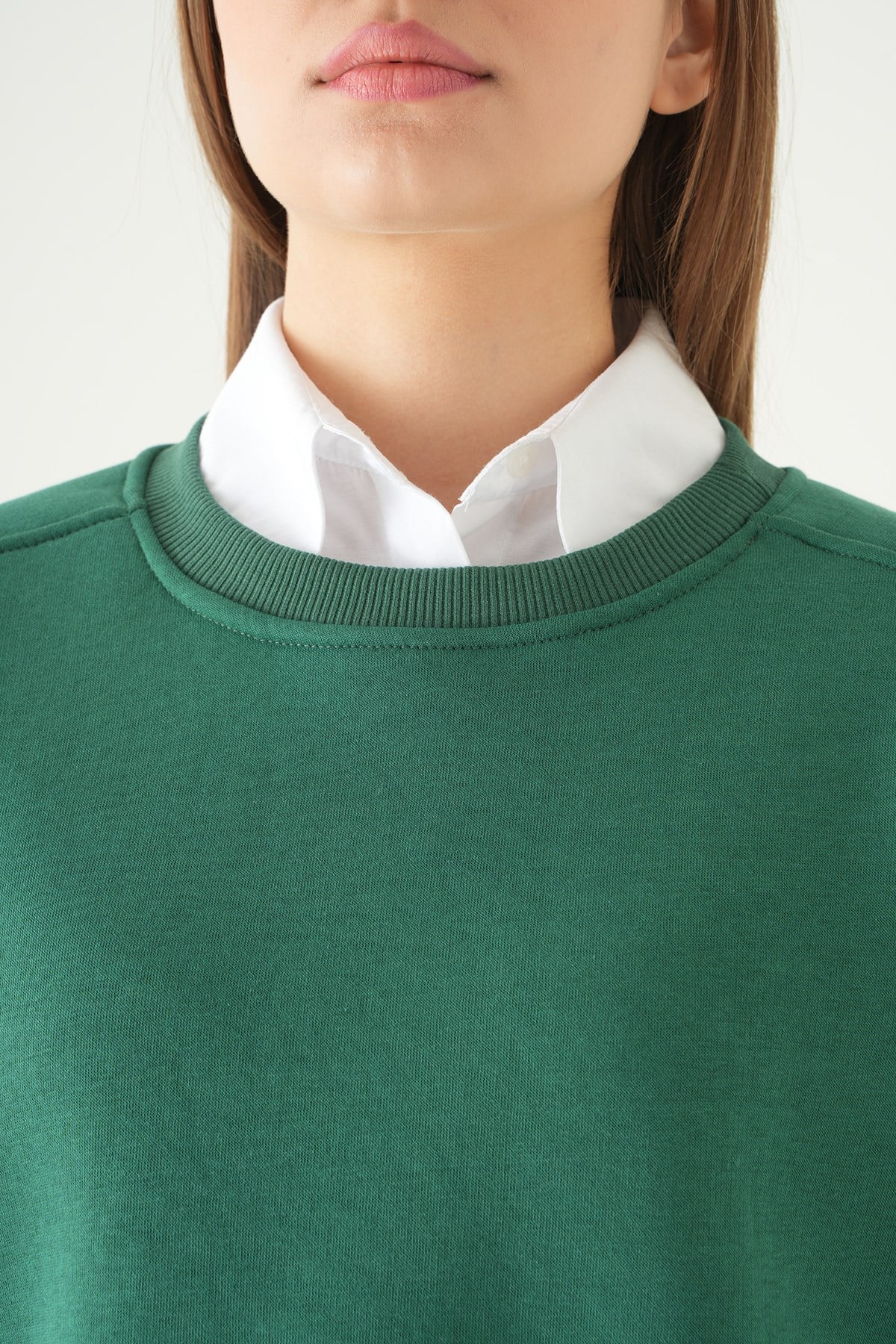 Benetton Yeşili Bisiklet Yaka Crop Sweat 9210M