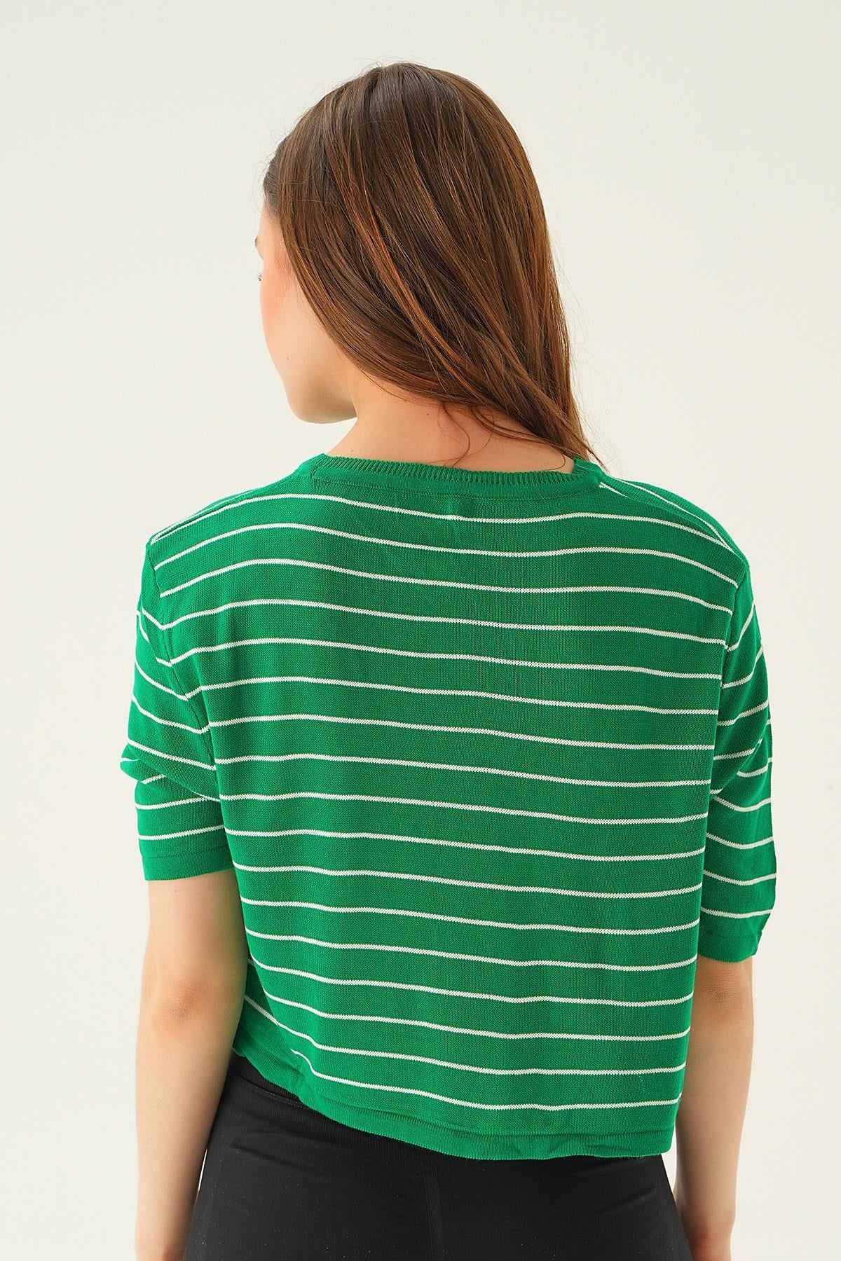 Benetton Yeşili Çizgili Tişört 1488