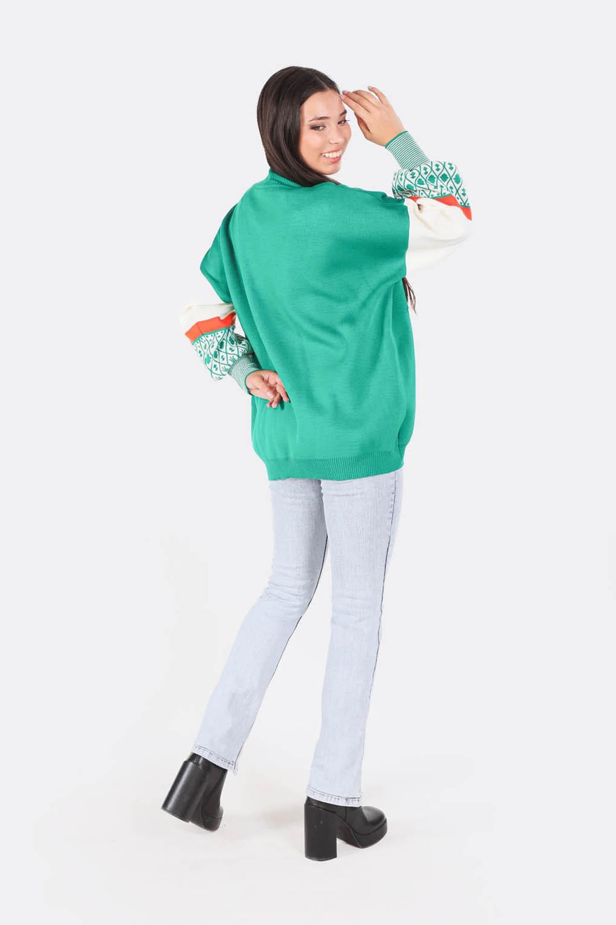 Benetton Yeşili Kol Desenli Kazak 2266