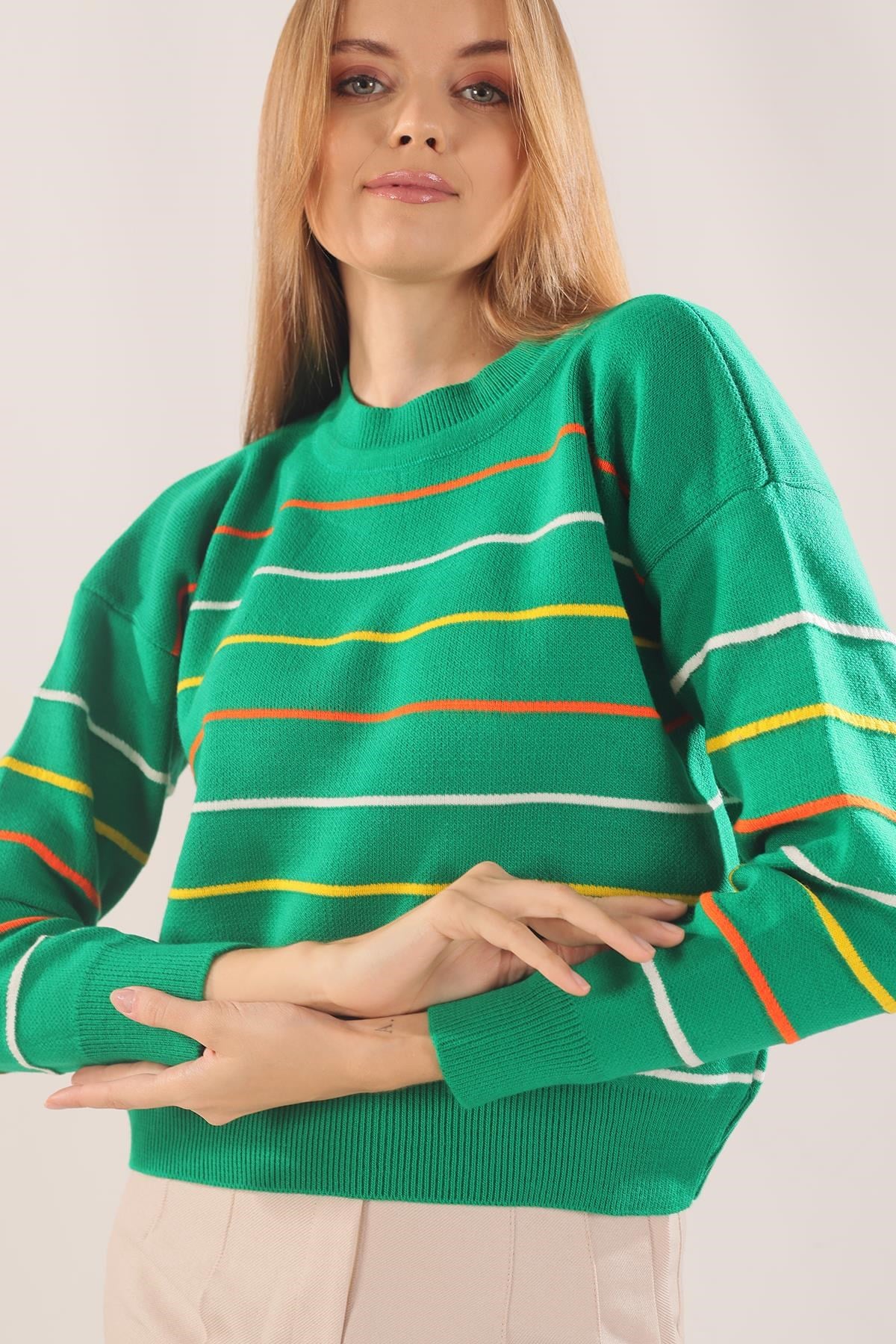 Benetton Yeşili Renkli Çizgili Kazak 3024