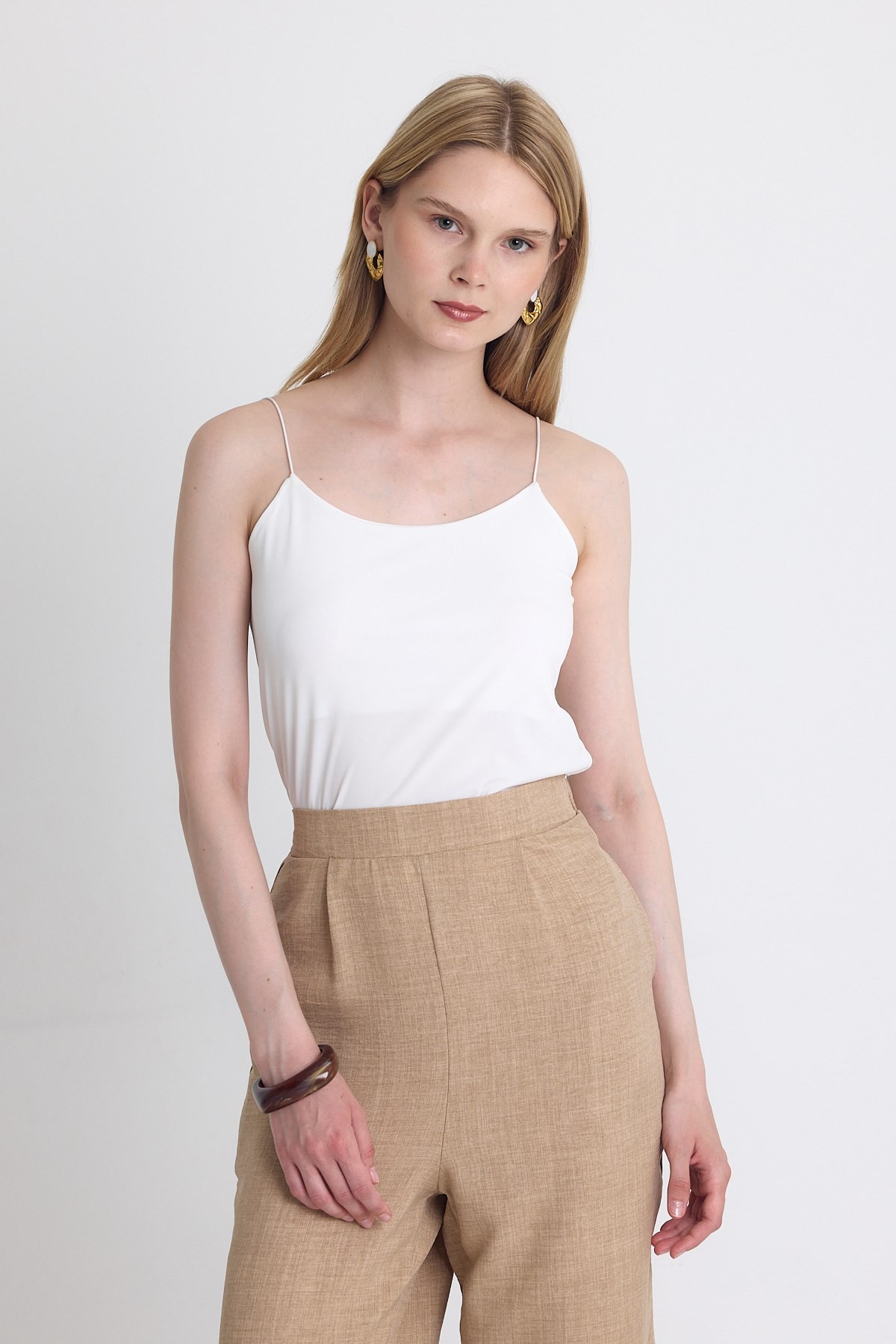 Beyaz Askılı Sandy Atlet Bluz 220