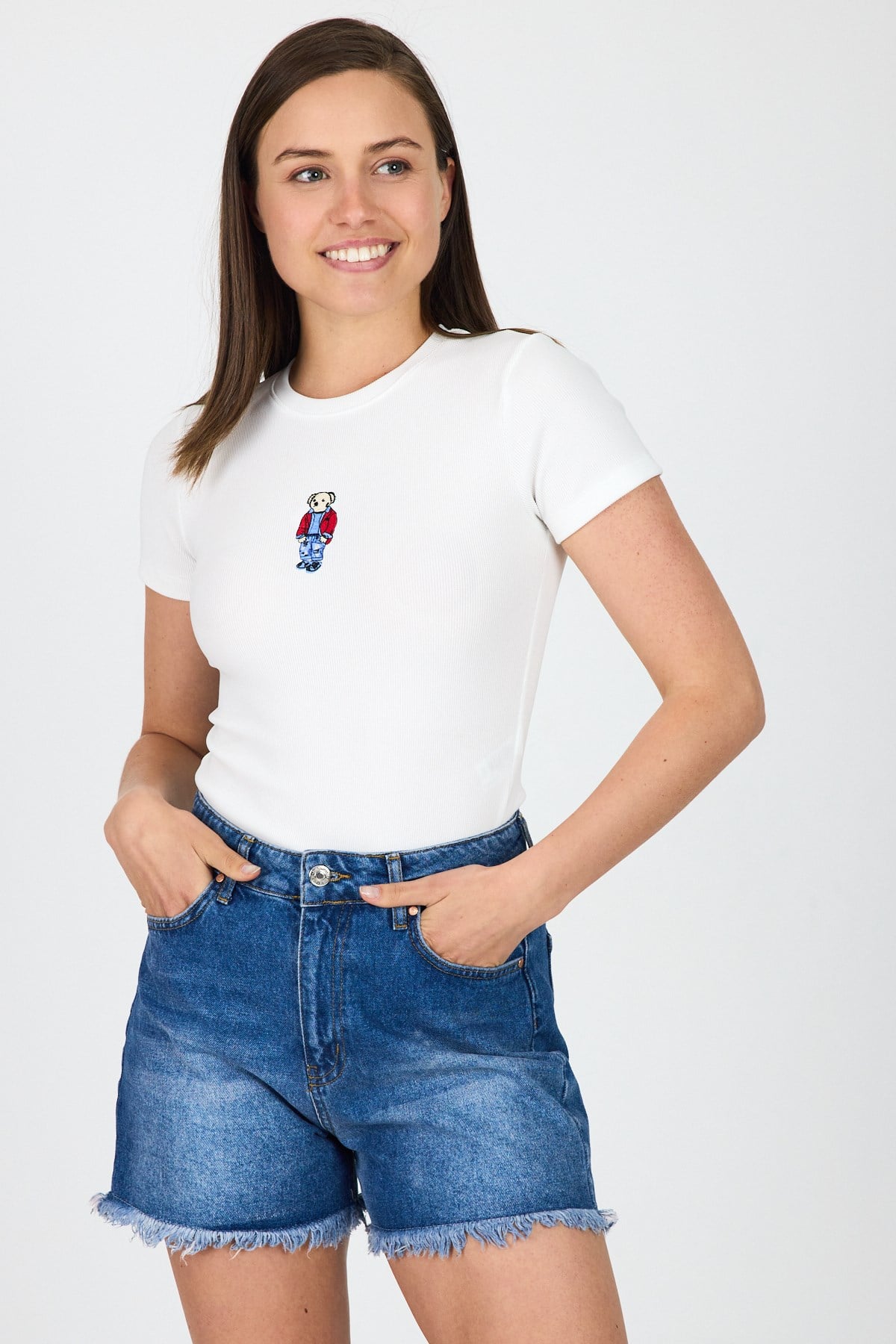 Beyaz Ayıcık Nakış İşlemeli Crop Tişört 9203M