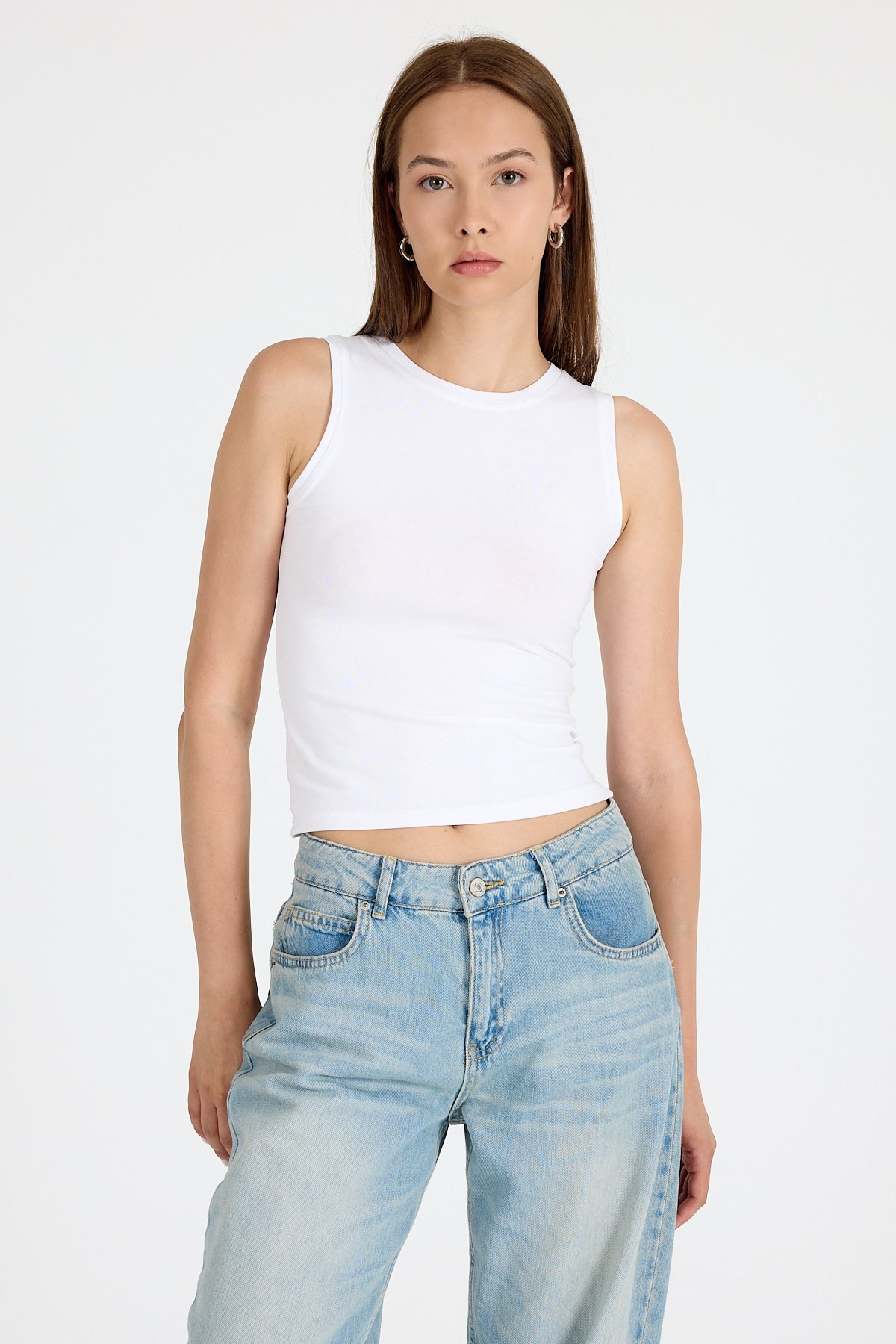 Beyaz Bisiklet Yaka Kolsuz Slim Fit Atlet 1663