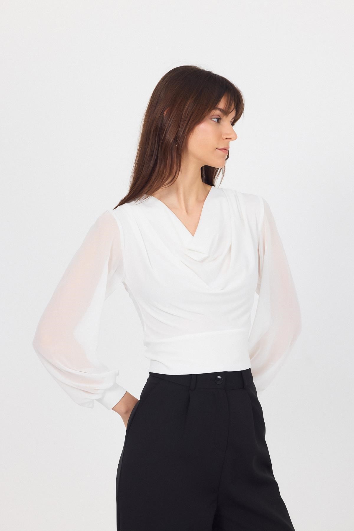 Beyaz Drapeli Tül Kol Detaylı Bluz 9474