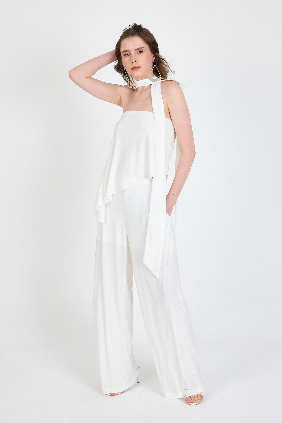 Beyaz Fularlı Pantolon Bluz İkili Takım 5224