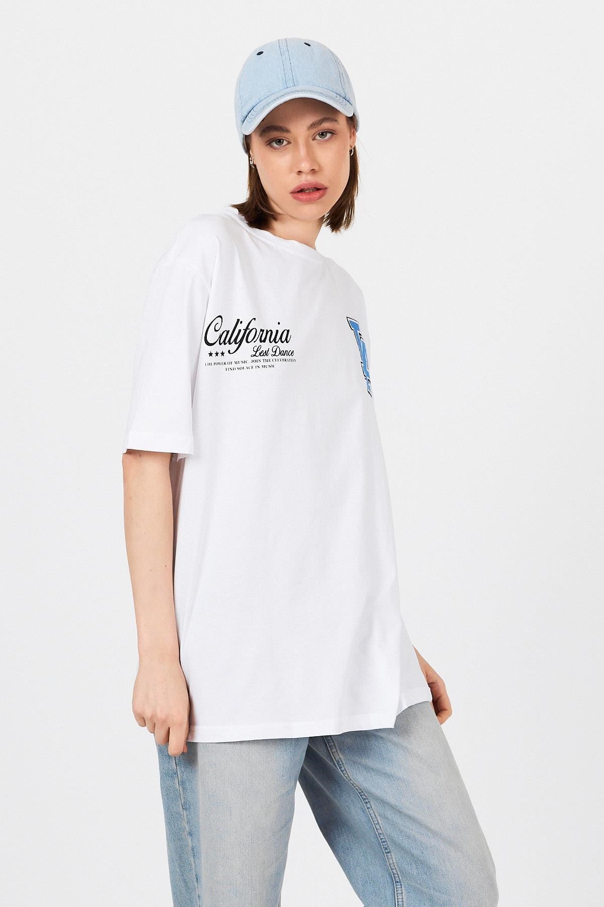Beyaz LA  Baskılı California Yazılı Oversize Tişört 5197