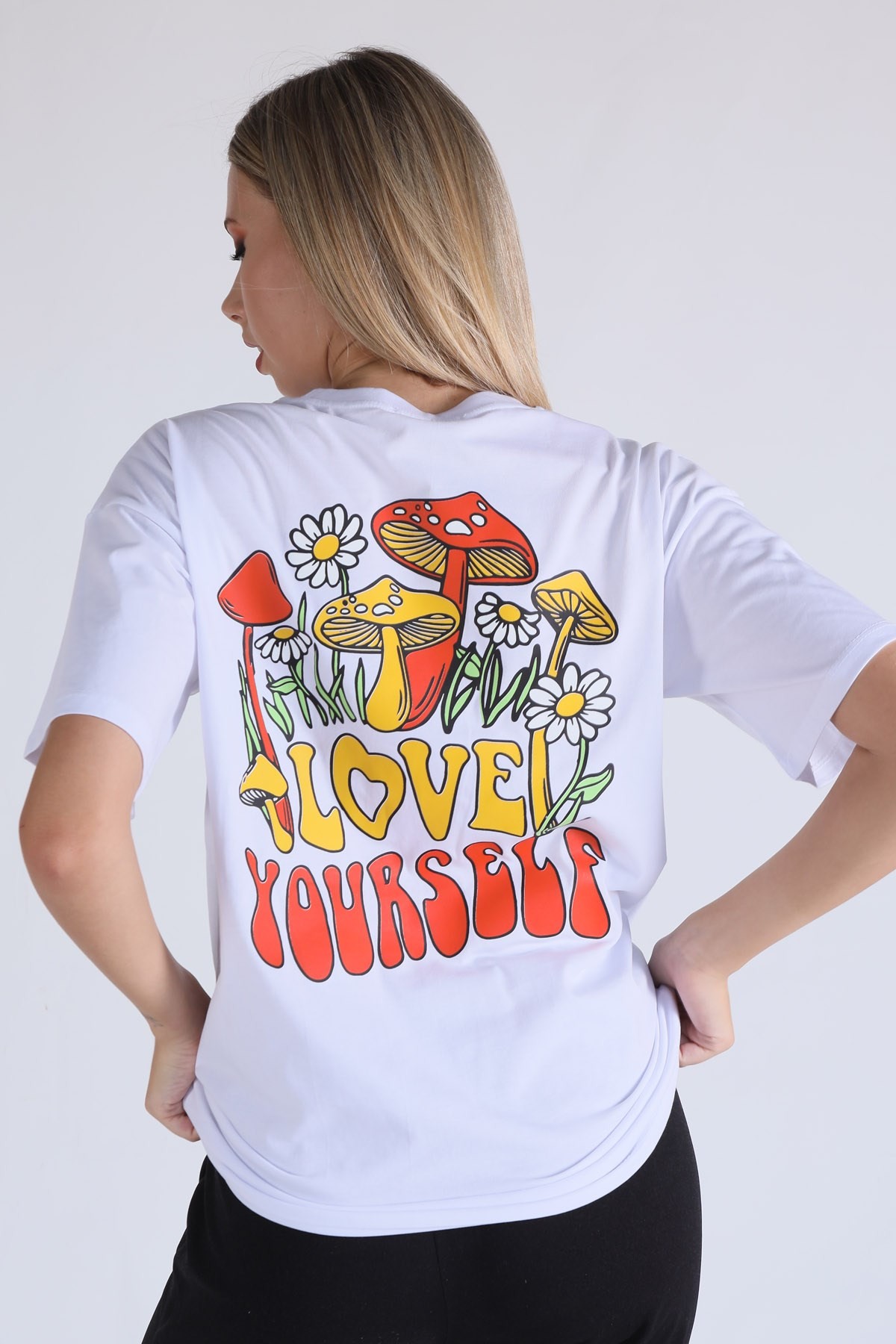 Beyaz Love Yourself Baskı Tişört 1395