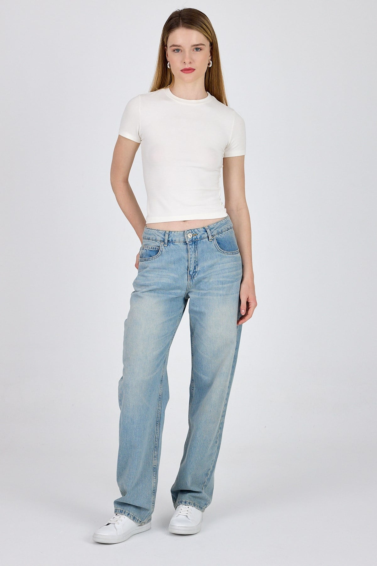 Beyaz Viskoz/Yumuşak Kumaş Slim Fit Tişört 1468