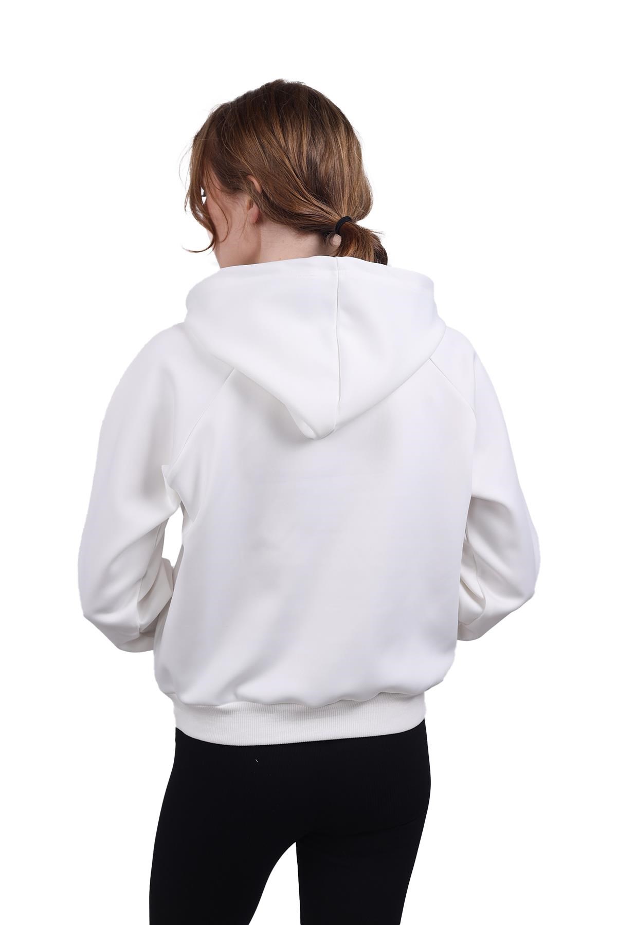 Beyaz Yarım Fermuar Detay Sweat 9162M
