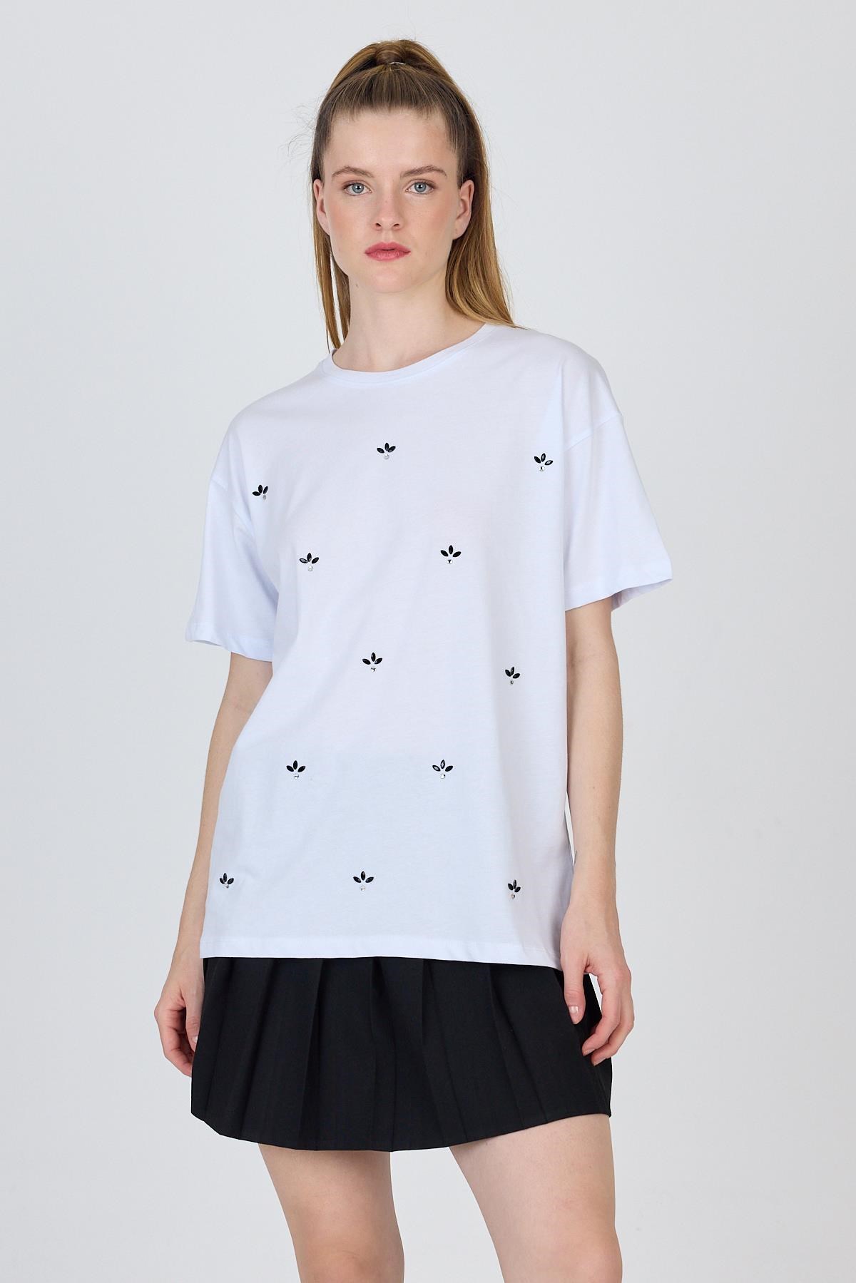 Beyaz Yazı Baskılı %100 Pamuk Oversize Tişört 2150-18M