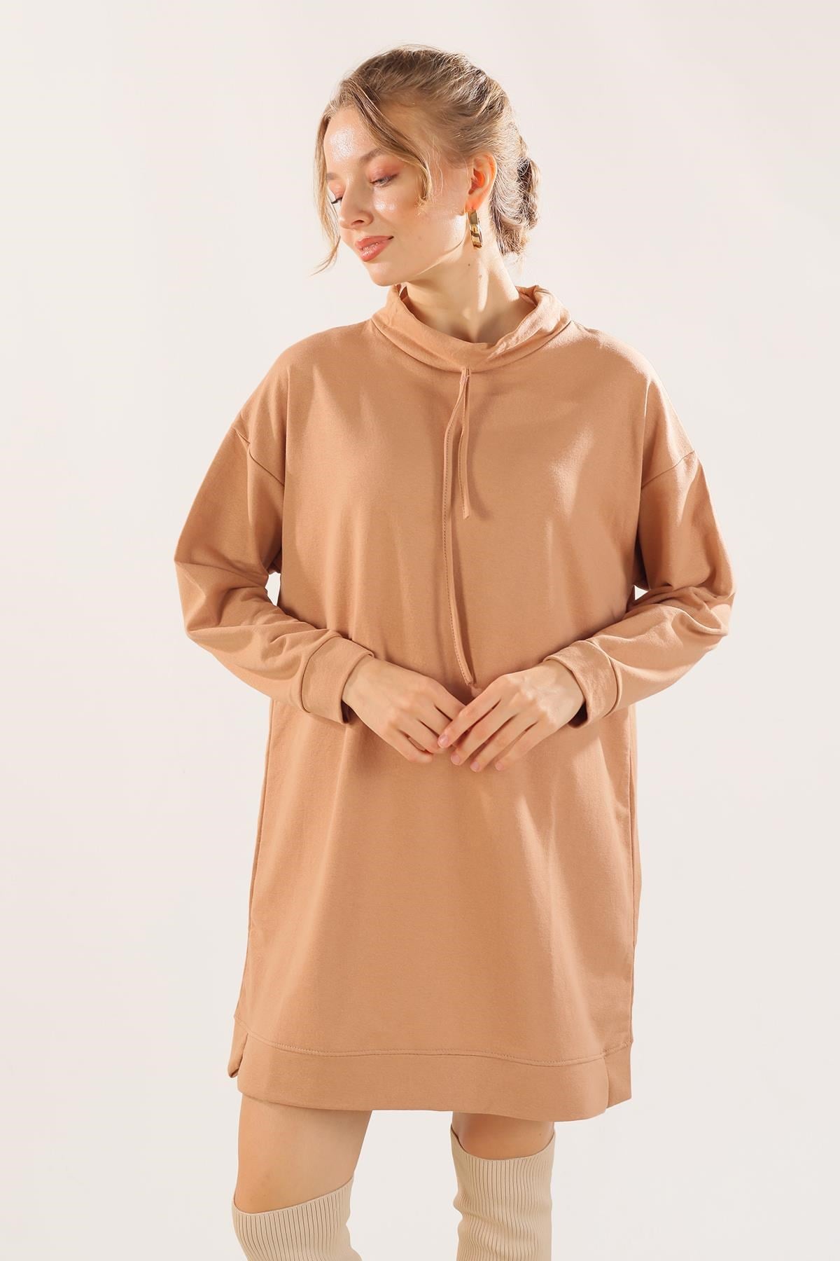 Bisküvi Yaka Bağcık Sweat 7383