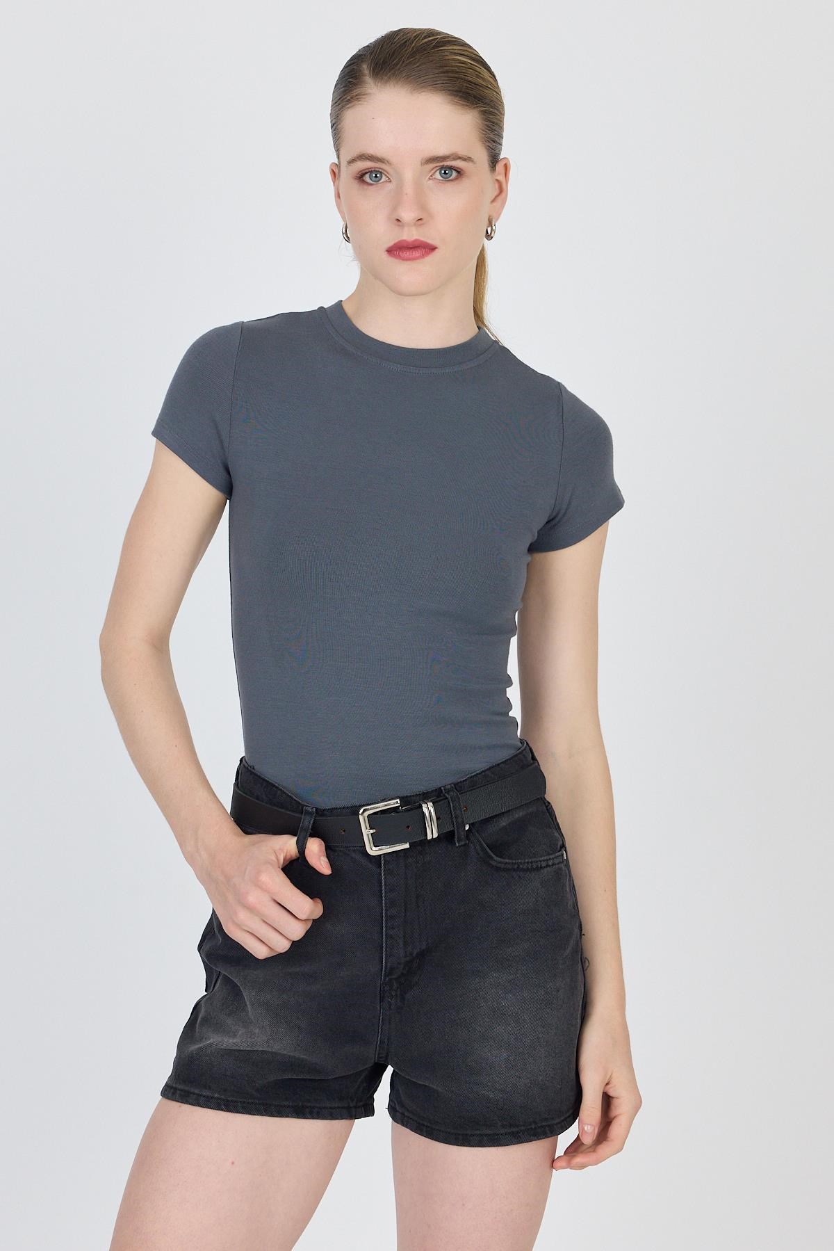 Bluz-Antrasit Bisiklet Yaka Viskoz/Yumuşak Kumaş Slim Fit Tişört 1468-rulem