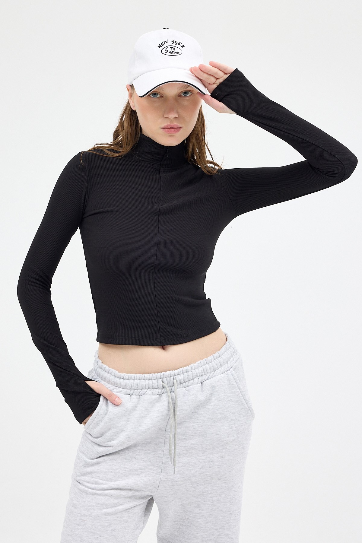 Bluz-Siyah Yarım Balıkçı Yaka Fermuarlı Body 2447-rulem